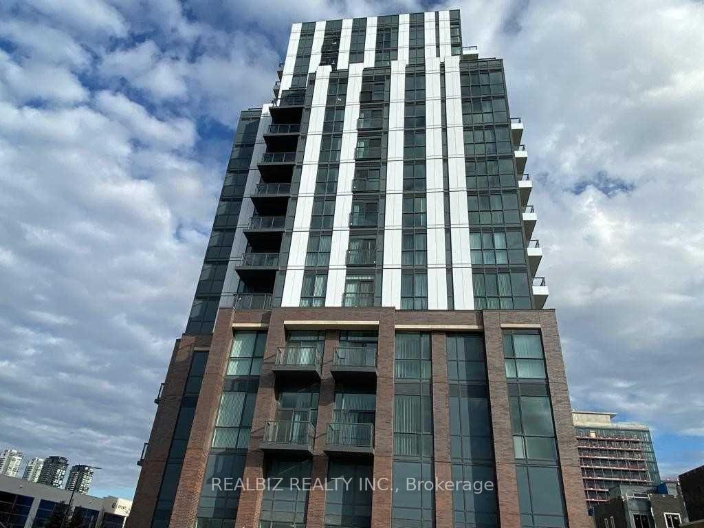 Front of Unit 618, 10 Honeycrisp Crescent