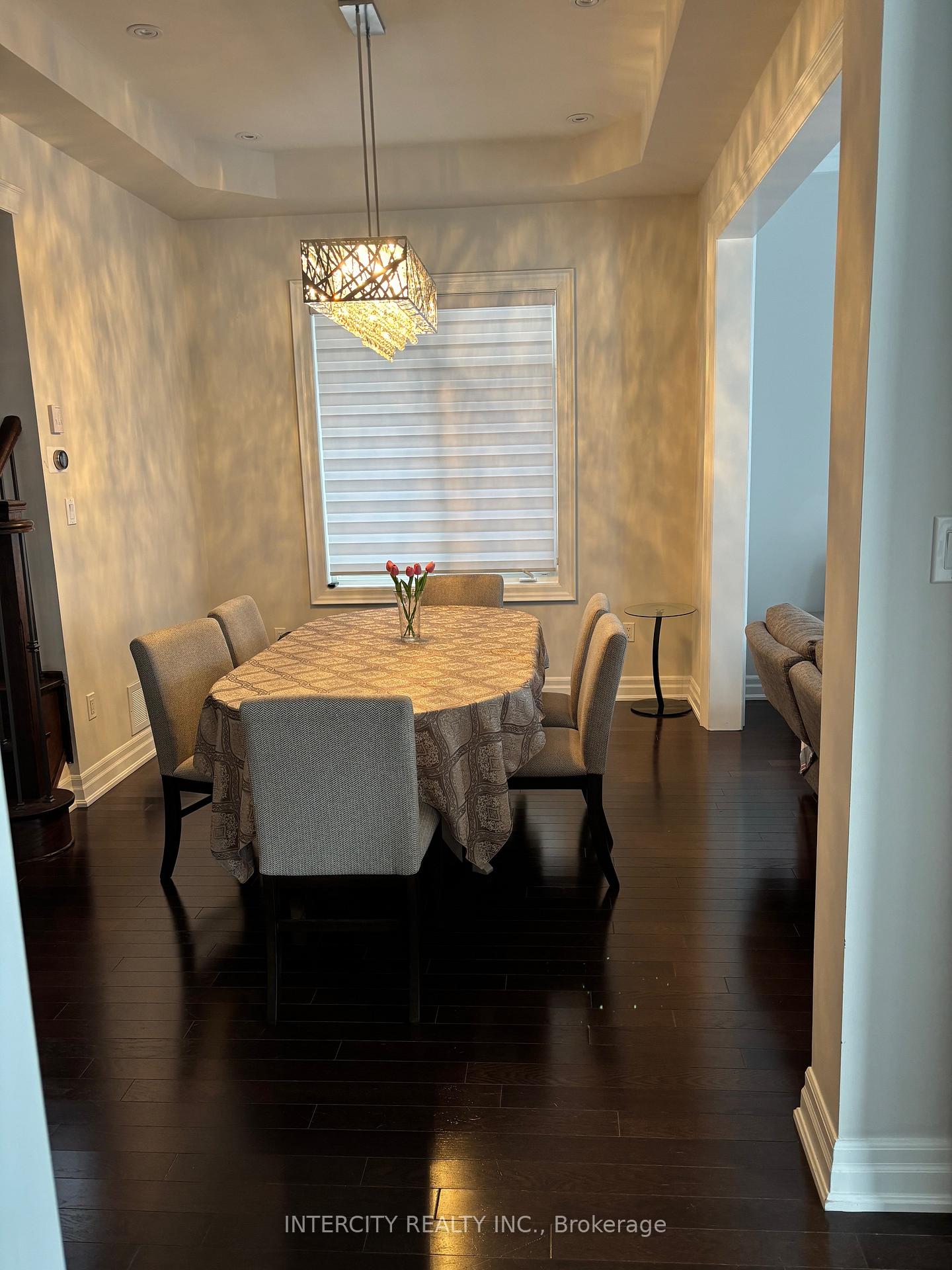 Photo 6 of 66 Hackwood Crescent, Aurora, Aurora Grove — HOMEH