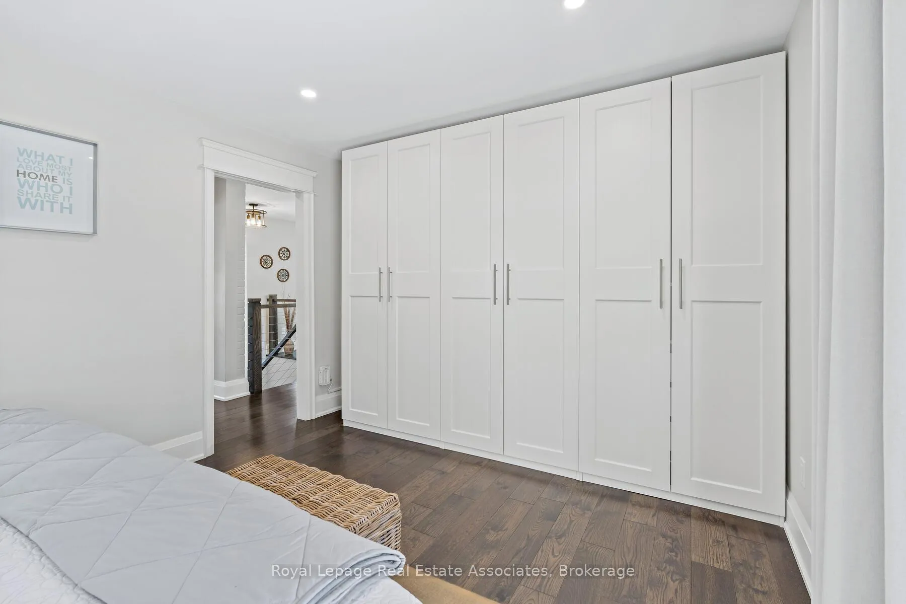 Photo 18 of 24 Stevens Crescent, Halton Hills, Georgetown — HOMEH