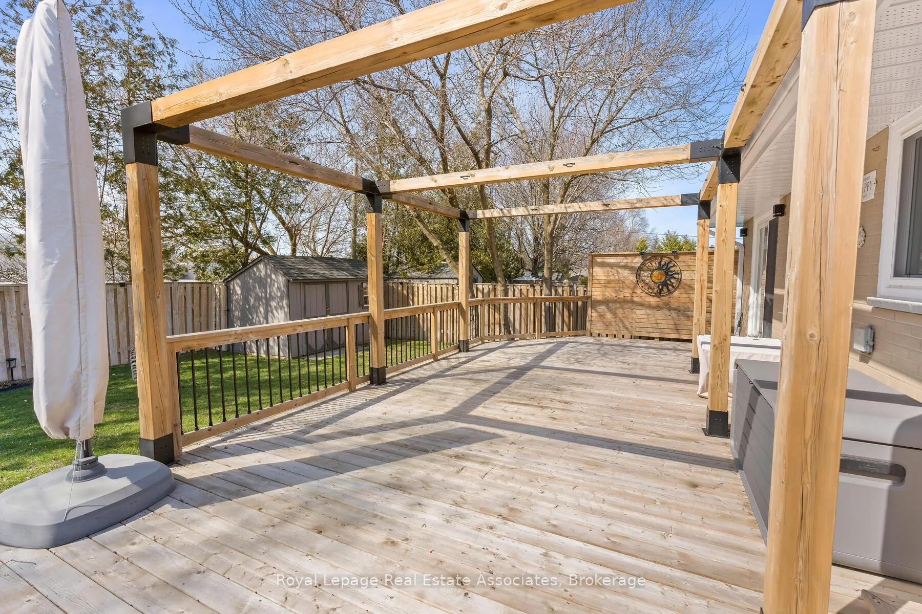 Photo 31 of 24 Stevens Crescent, Halton Hills, Georgetown — HOMEH