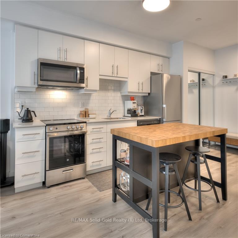 Photo 2 of Unit 204, 243 Northfield Drive E, Waterloo — HOMEH
