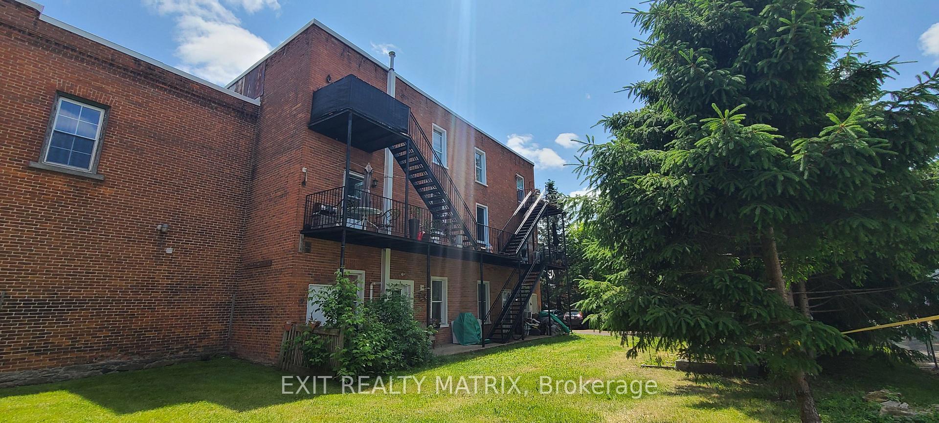 Photo 2 of 22 Union Street, Champlain, Vankleek Hill — HOMEH