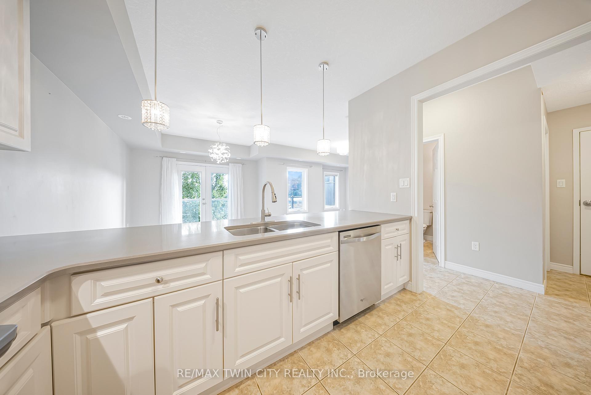 Photo 8 of Unit C, 1108 Fairway Road, Kitchener — HOMEH
