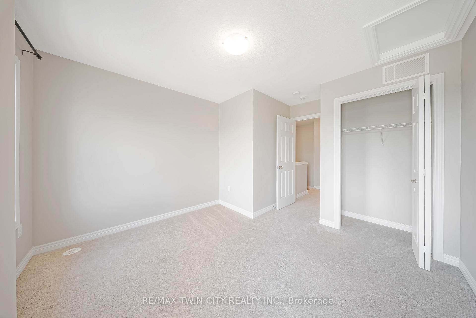 Photo 18 of Unit C, 1108 Fairway Road, Kitchener — HOMEH