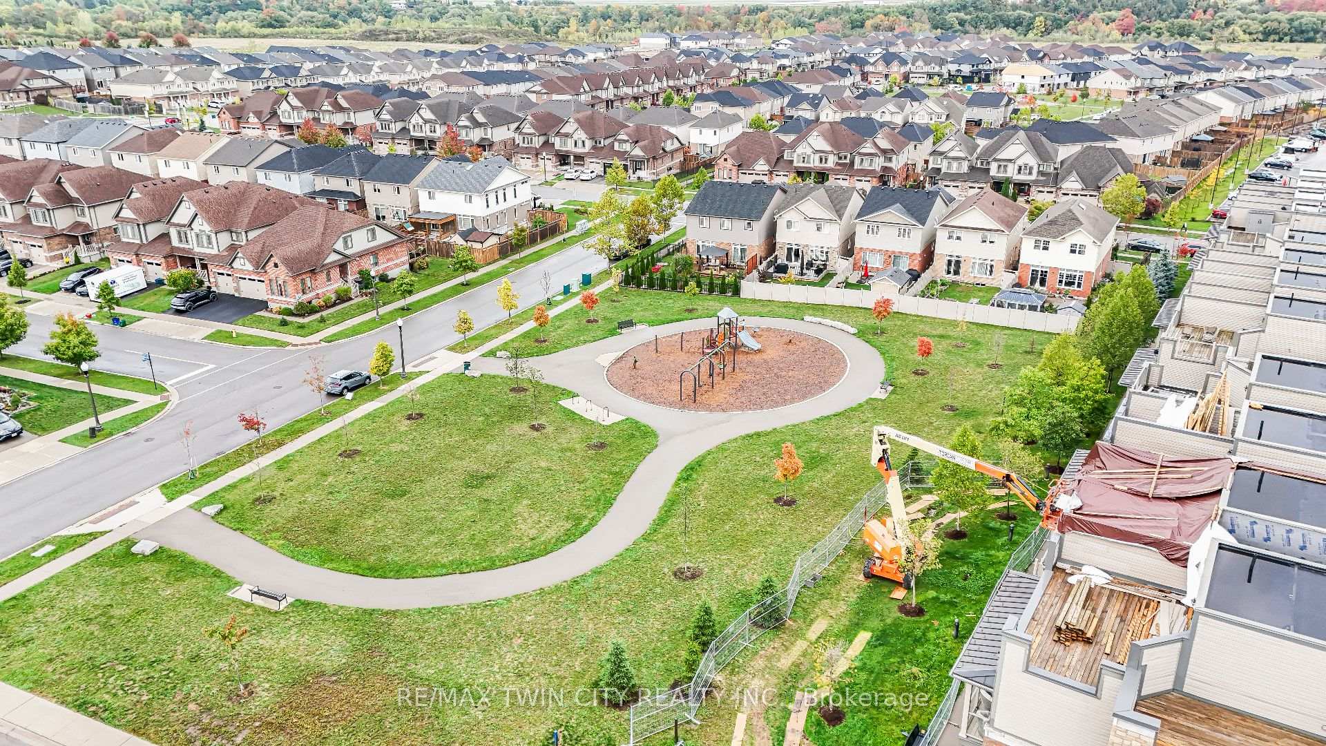 Photo 26 of Unit C, 1108 Fairway Road, Kitchener — HOMEH