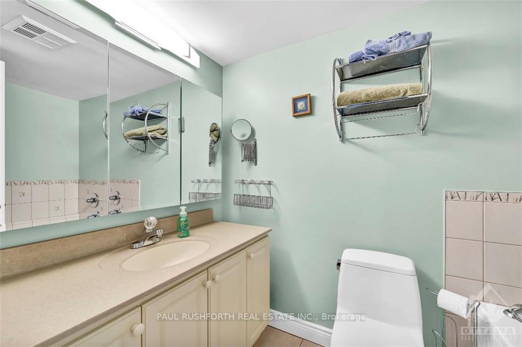 Photo 16 of Unit 2503, 545 St Laurent Boulevard, Ottawa, Viscount Alexander Park — HOMEH
