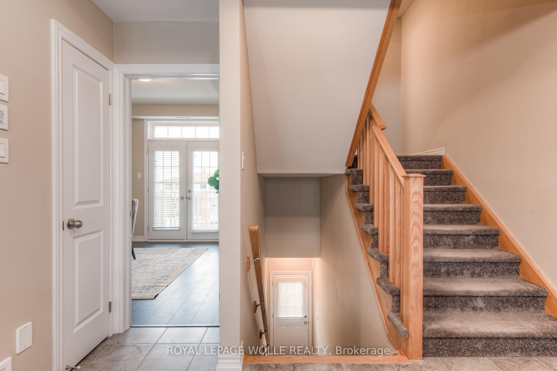 Photo 12 of Unit B, 387 Westwood Drive, Kitchener — HOMEH