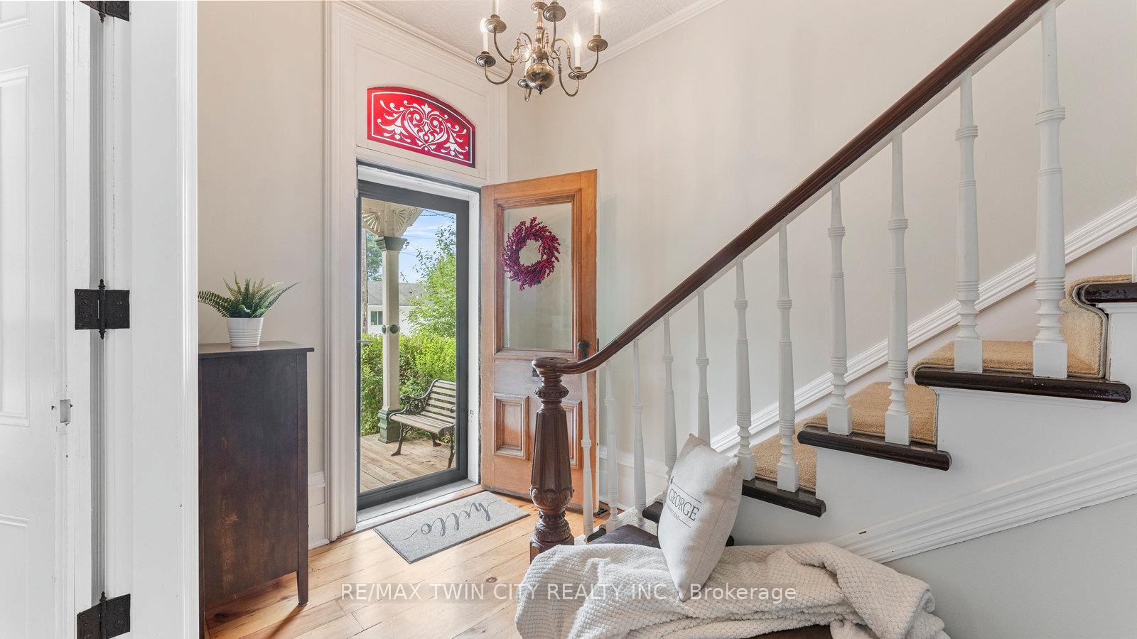 Photo 4 of 5 Thompson Street, Brant, South Dumfries — HOMEH