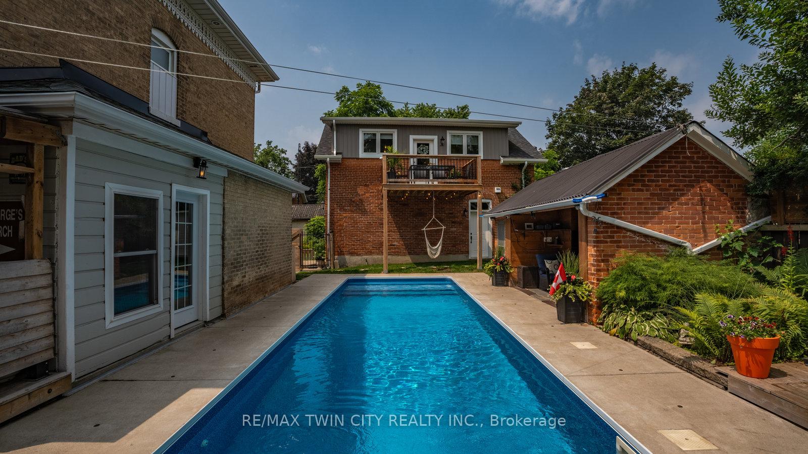 Photo 35 of 5 Thompson Street, Brant, South Dumfries — HOMEH