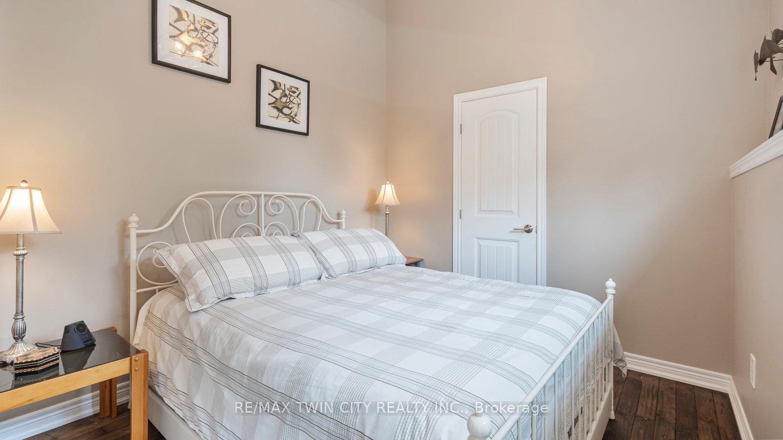 Photo 39 of 5 Thompson Street, Brant, South Dumfries — HOMEH
