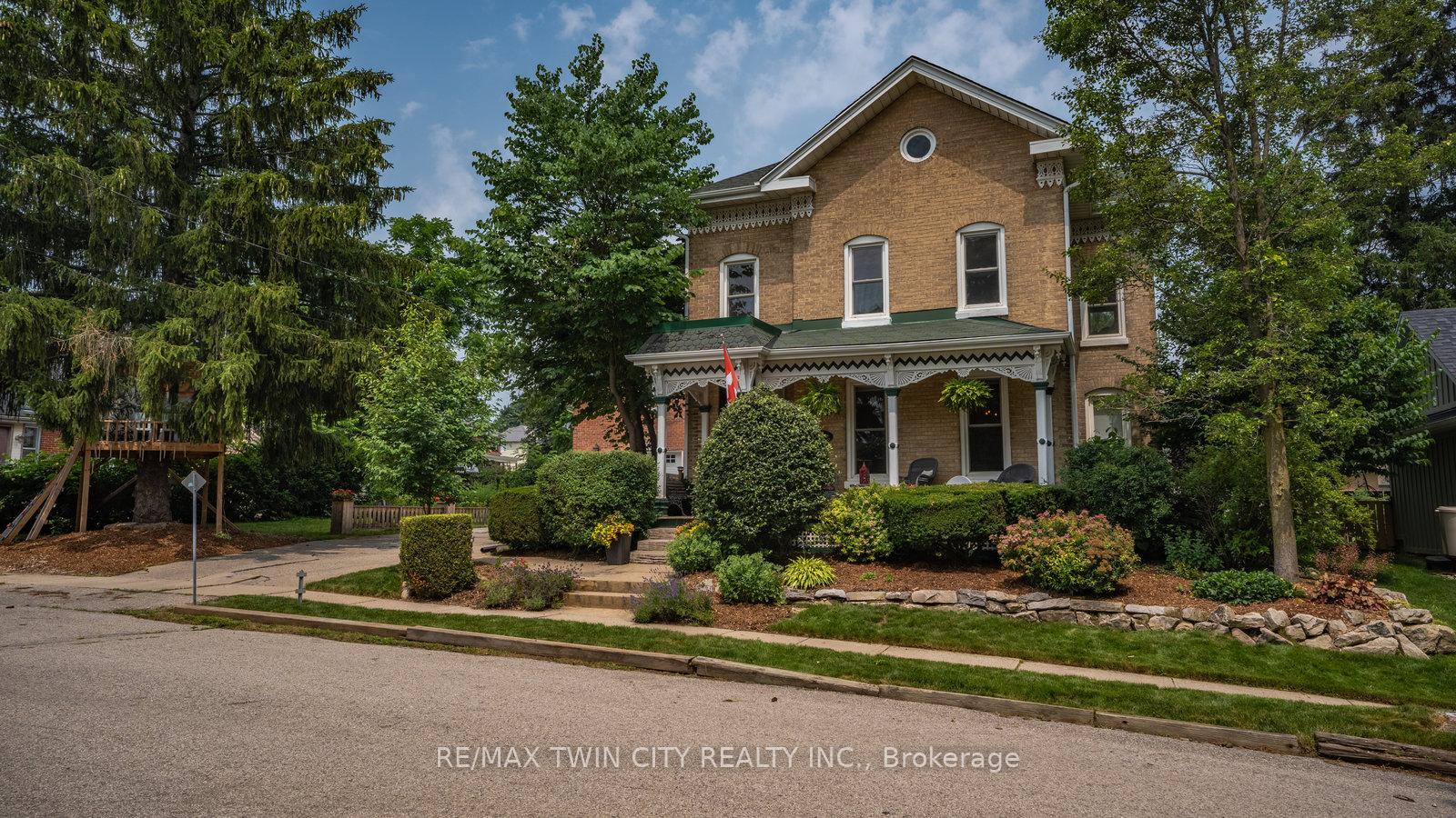 Photo 48 of 5 Thompson Street, Brant, South Dumfries — HOMEH