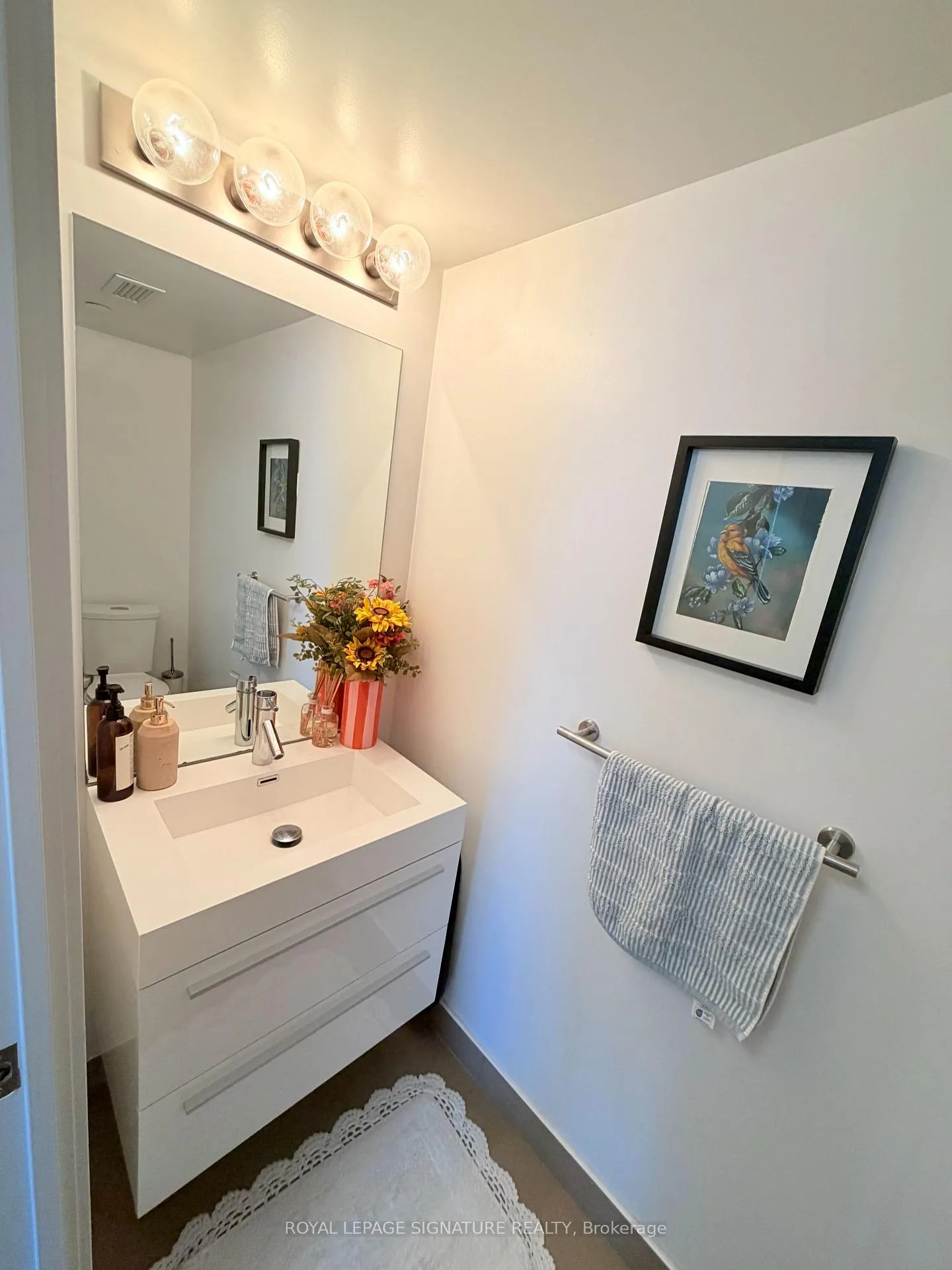 Photo 11 of Unit 215, 8 Fieldway Road, Etobicoke, Islington-City Centre West — HOMEH