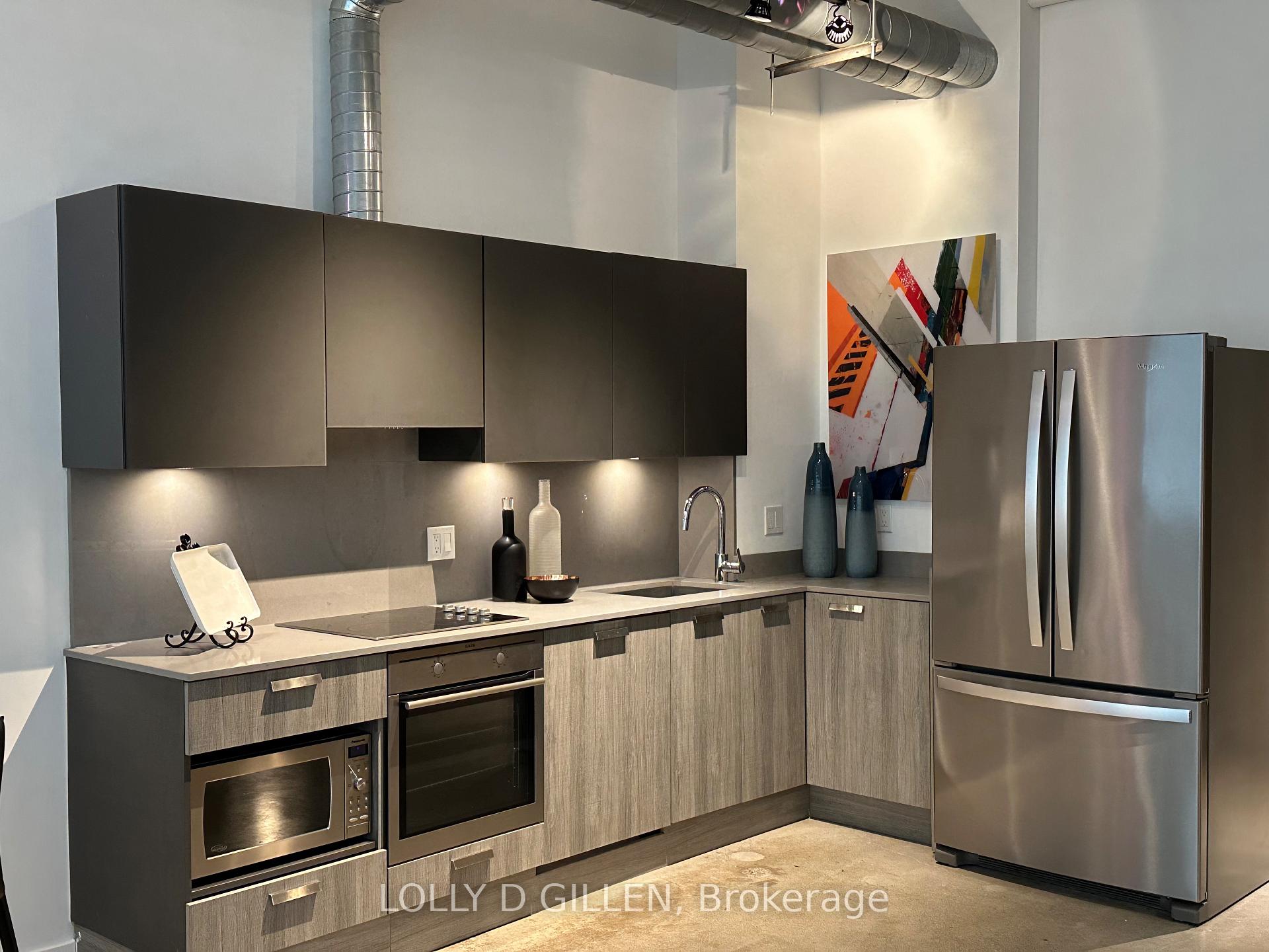 Photo 5 of Unit PH808, 188 Eglinton Avenue E, Toronto, Mount Pleasant West — HOMEH