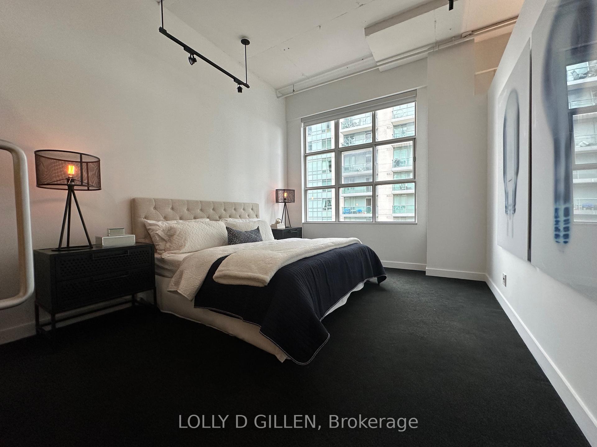 Photo 8 of Unit PH808, 188 Eglinton Avenue E, Toronto, Mount Pleasant West — HOMEH