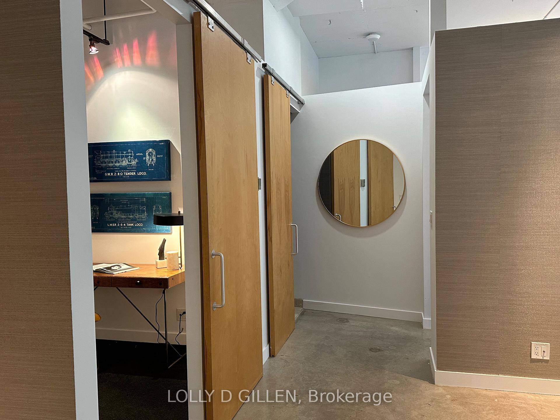 Photo 11 of Unit PH808, 188 Eglinton Avenue E, Toronto, Mount Pleasant West — HOMEH