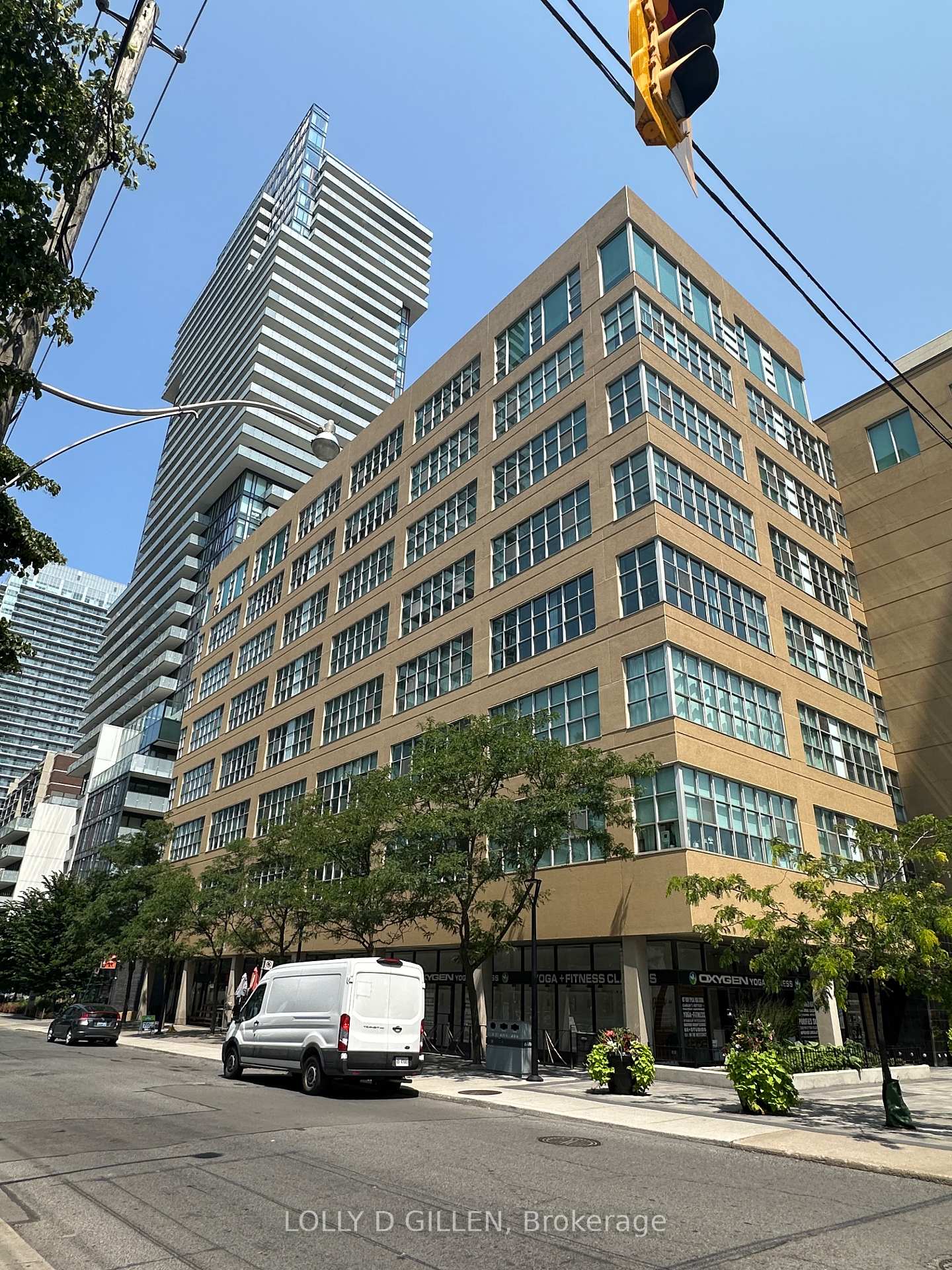 Photo 13 of Unit PH808, 188 Eglinton Avenue E, Toronto, Mount Pleasant West — HOMEH