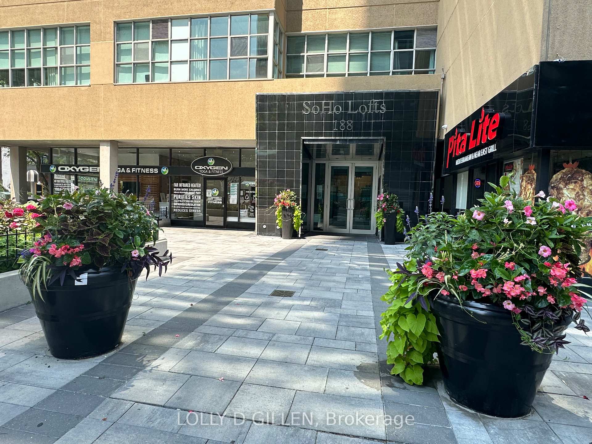 Photo 14 of Unit PH808, 188 Eglinton Avenue E, Toronto, Mount Pleasant West — HOMEH