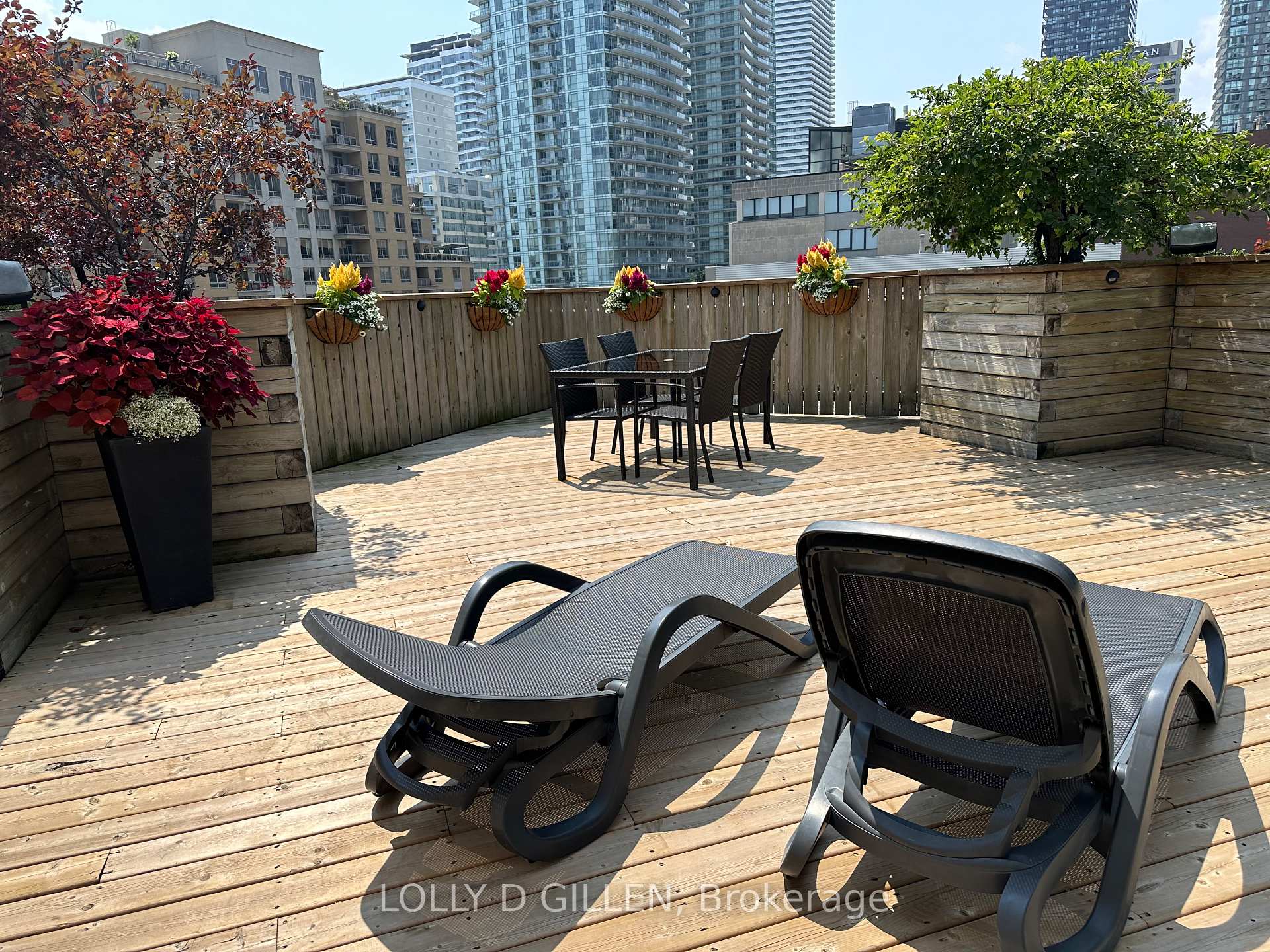 Photo 18 of Unit PH808, 188 Eglinton Avenue E, Toronto, Mount Pleasant West — HOMEH