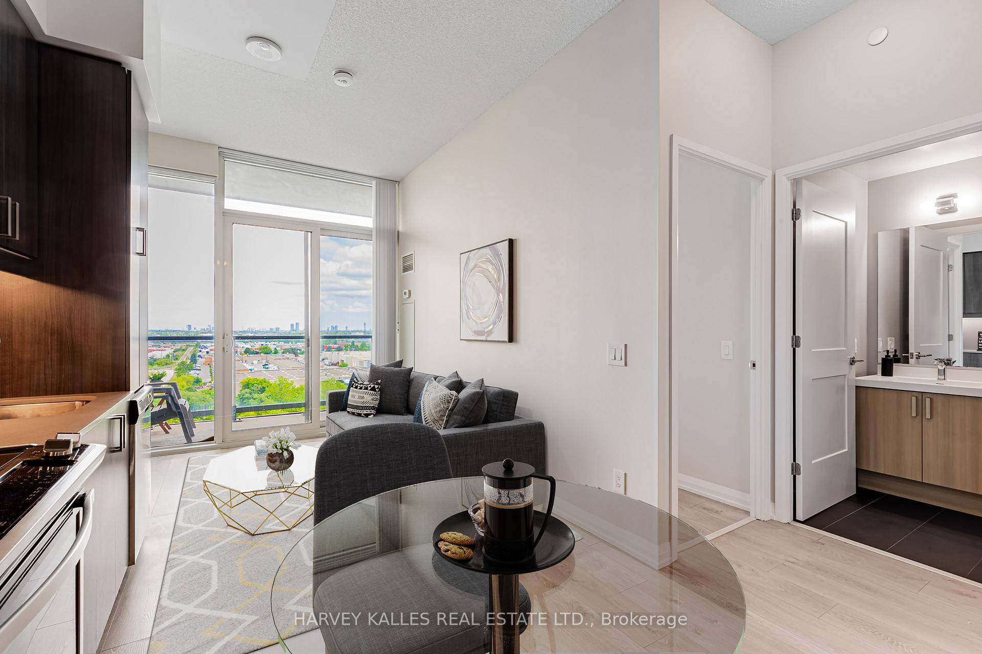 Photo 7 of Unit 1018, 7895 Jane Street, Vaughan, Concord — HOMEH