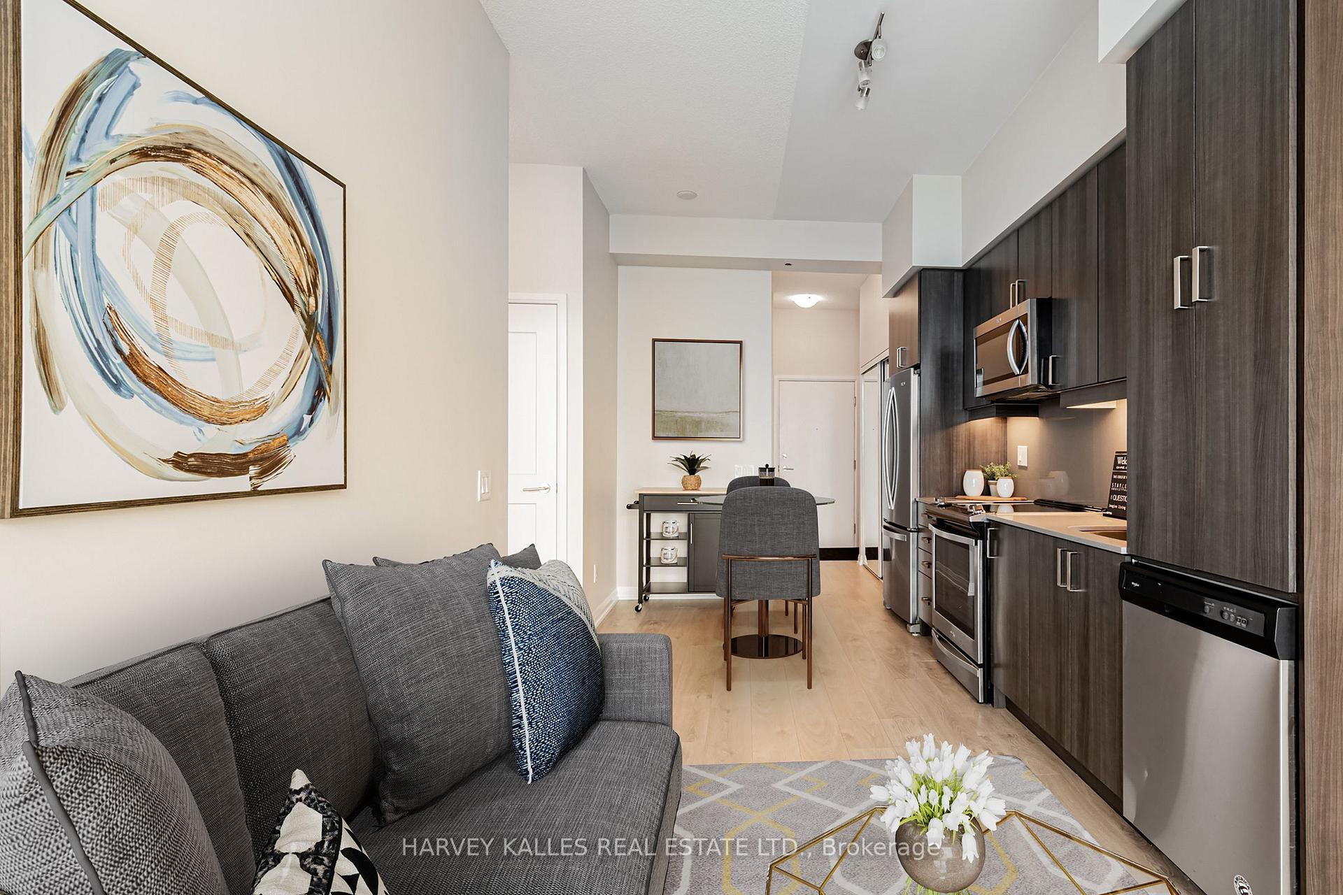 Photo 9 of Unit 1018, 7895 Jane Street, Vaughan, Concord — HOMEH