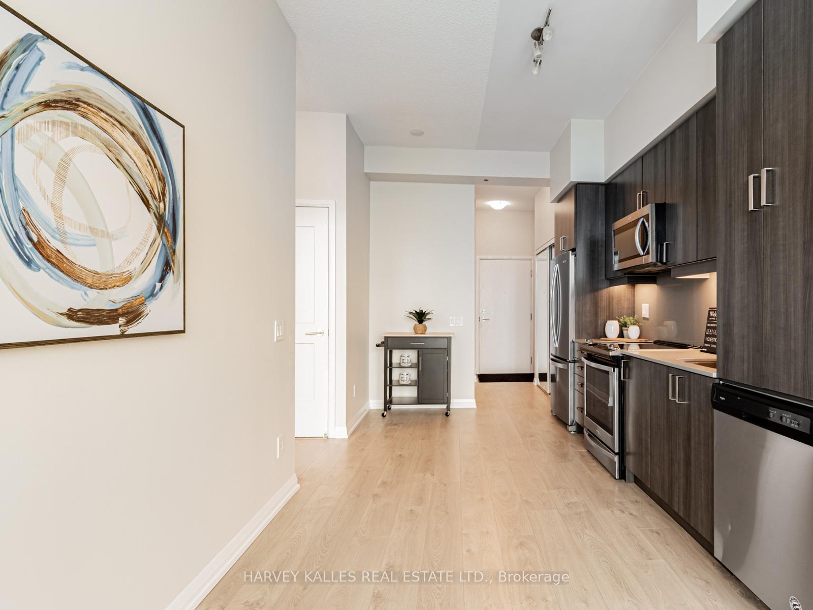 Photo 10 of Unit 1018, 7895 Jane Street, Vaughan, Concord — HOMEH