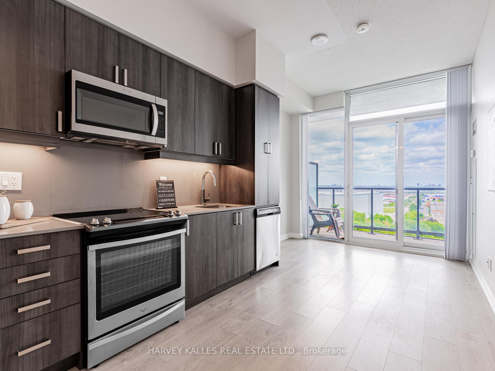 Photo 13 of Unit 1018, 7895 Jane Street, Vaughan, Concord — HOMEH