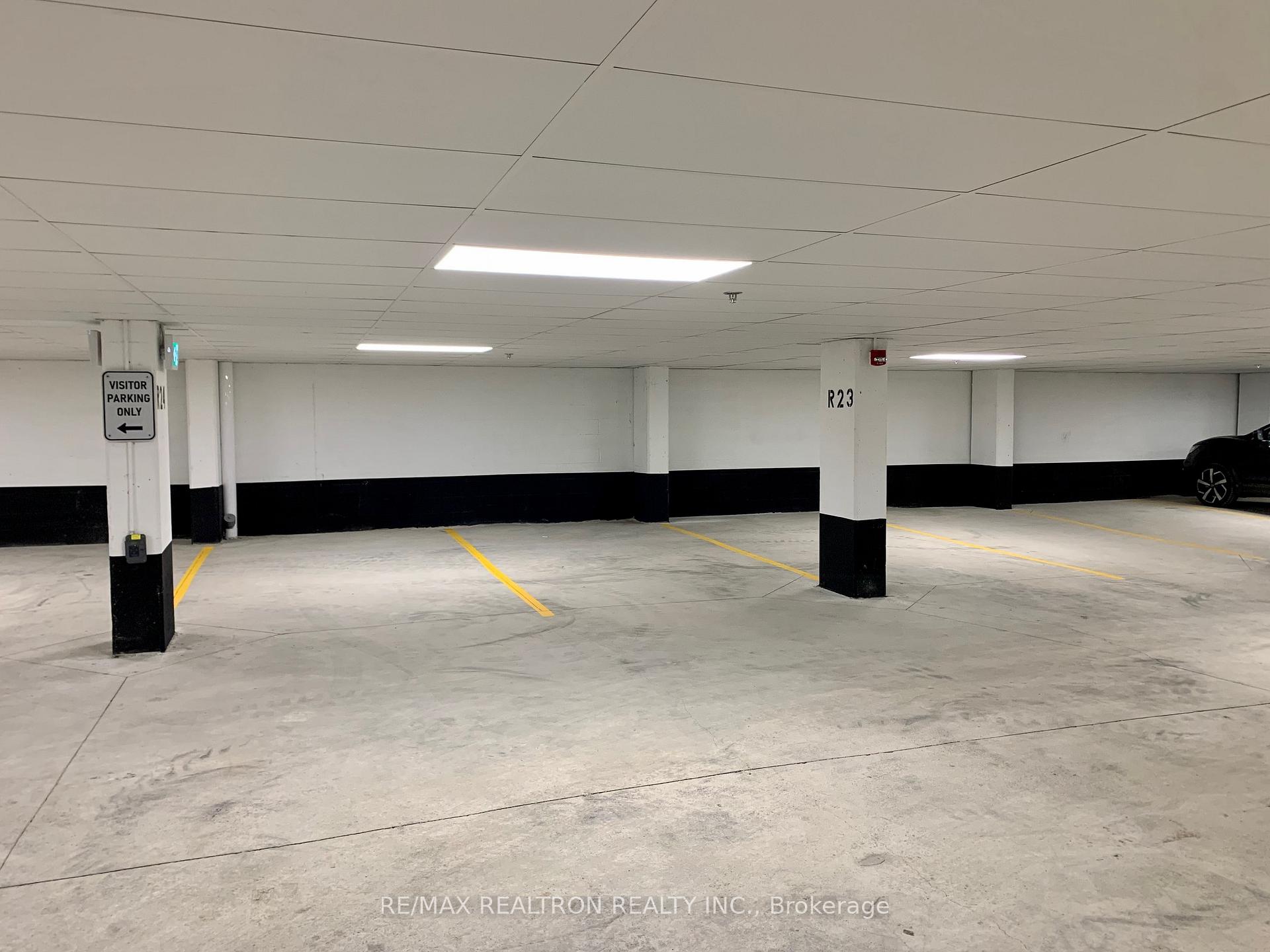 Photo 13 of Unit 3, 14 Marquette Avenue, Toronto, Englemount-Lawrence — HOMEH