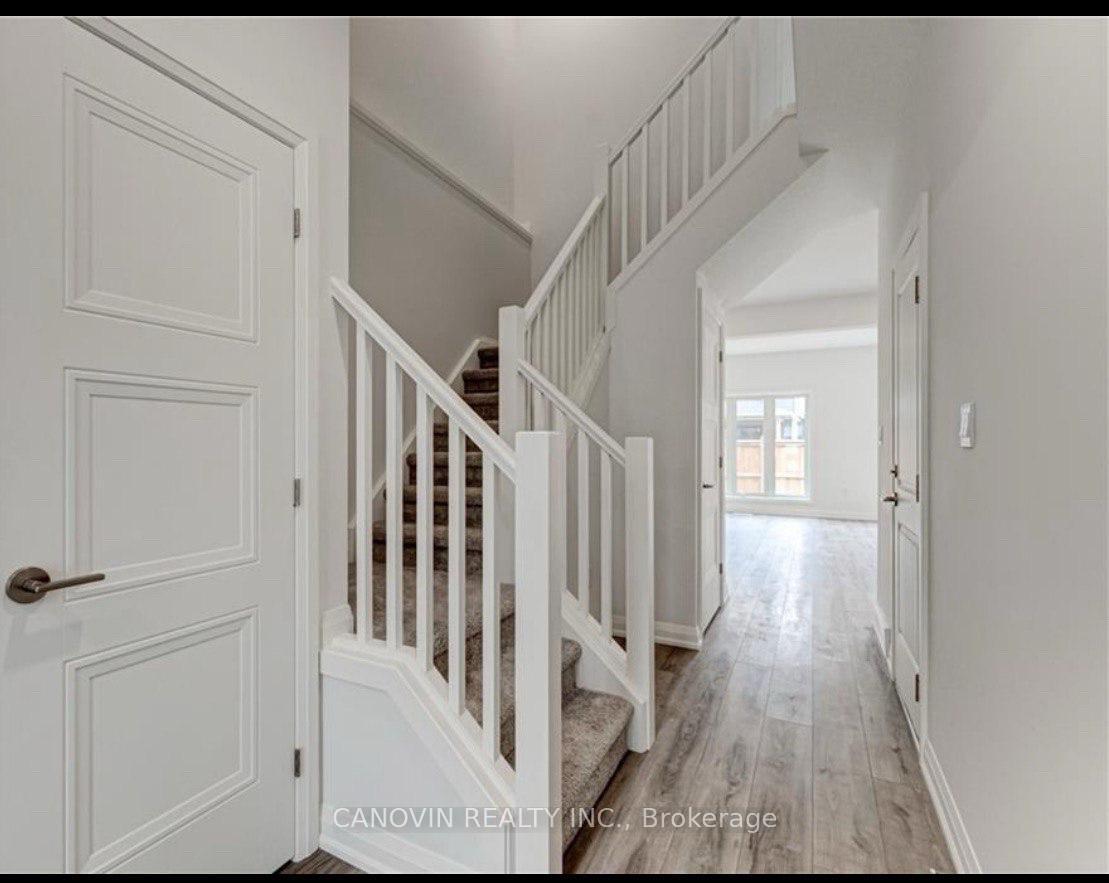 Photo 5 of Unit Unit 4, 1 Miller Drive, Lucan Biddulph, Lucan — HOMEH