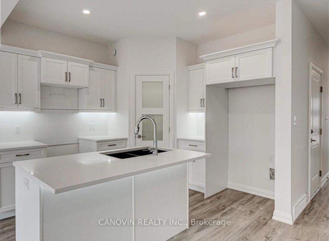 Photo 6 of Unit Unit 4, 1 Miller Drive, Lucan Biddulph, Lucan — HOMEH