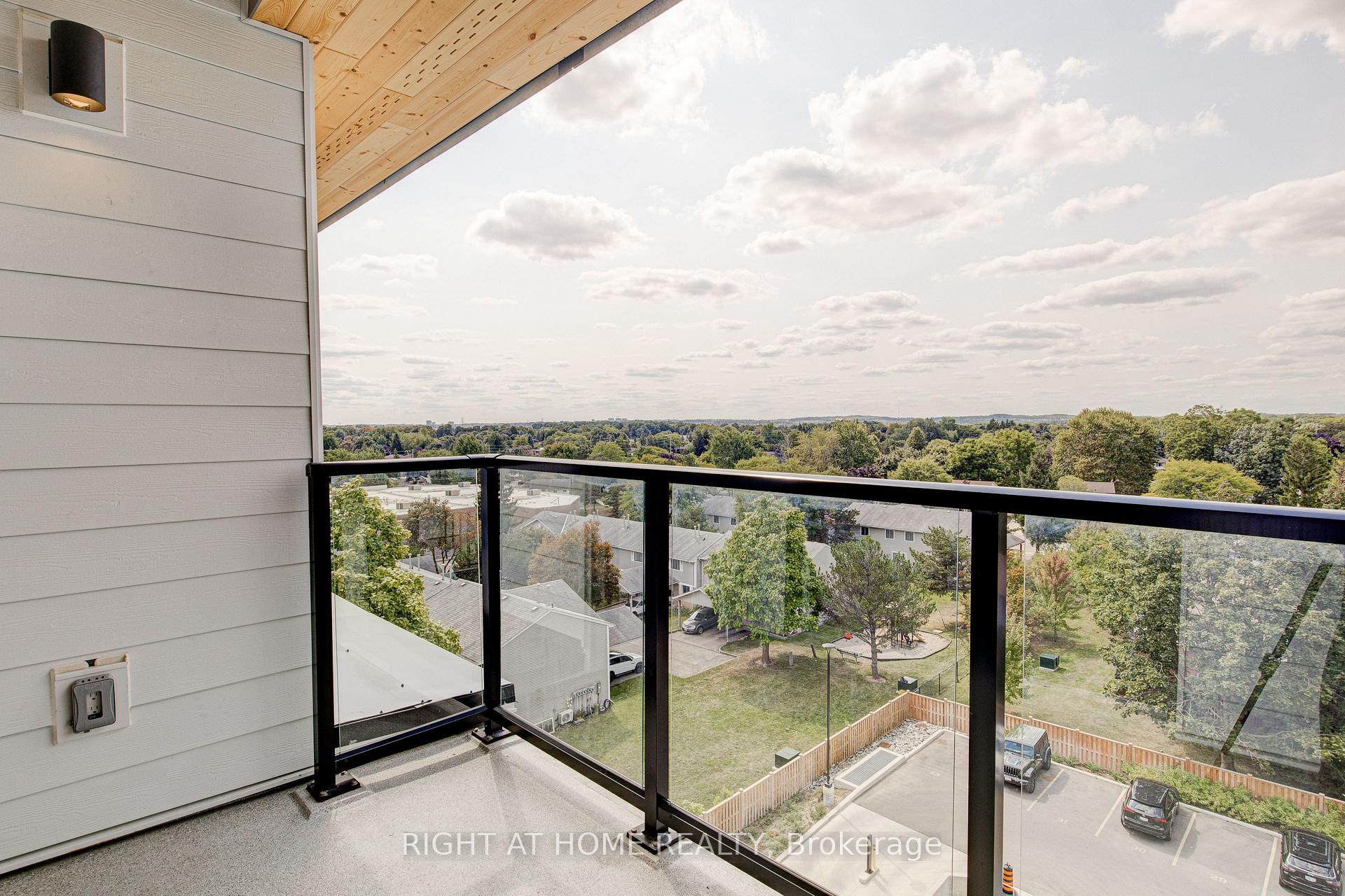 Photo 33 of Unit 616, 101 Golden Eagle Road, Waterloo — HOMEH