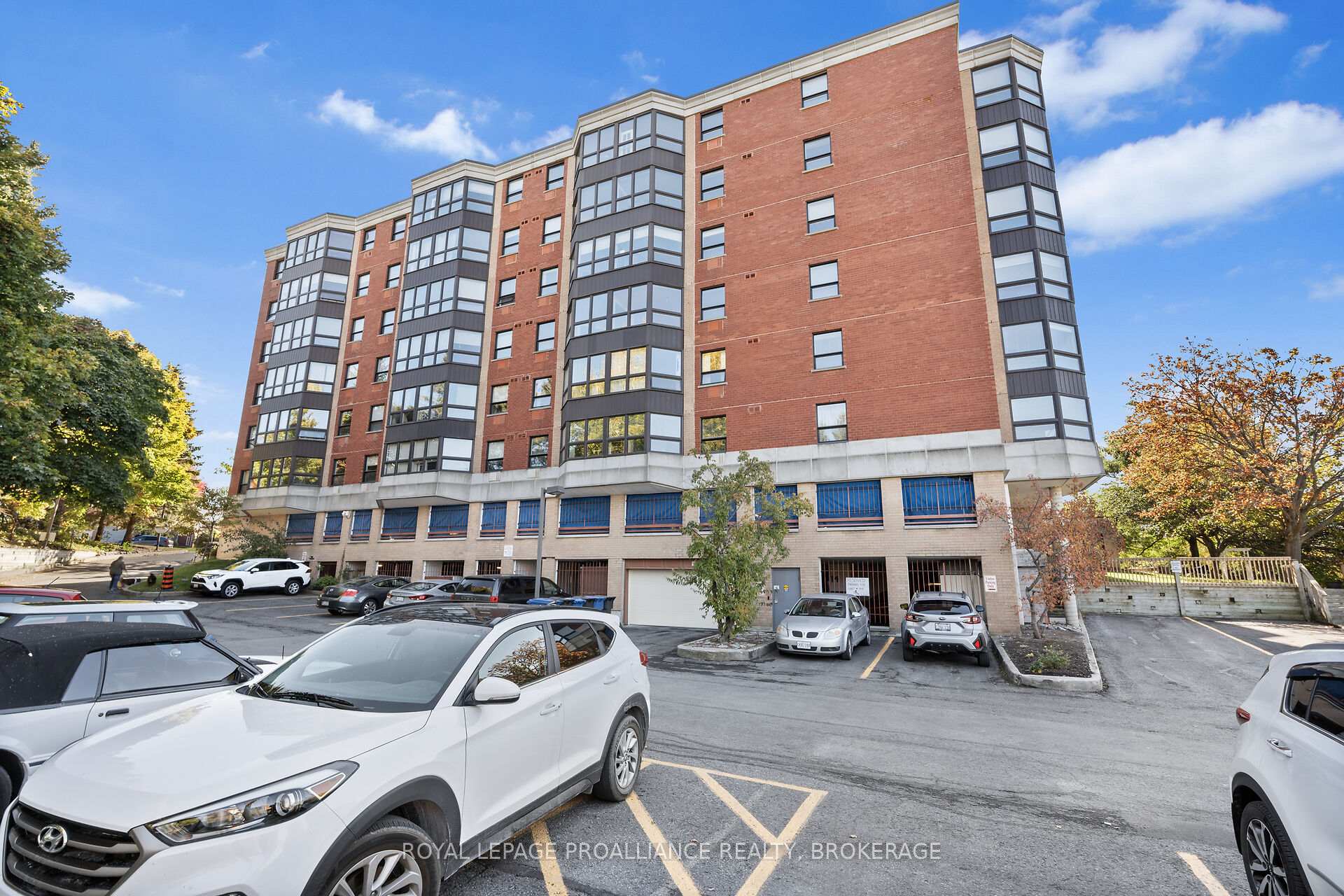 Photo 2 of Unit 409, 675 Davis Drive, Kingston, East Gardiners Rd — HOMEH