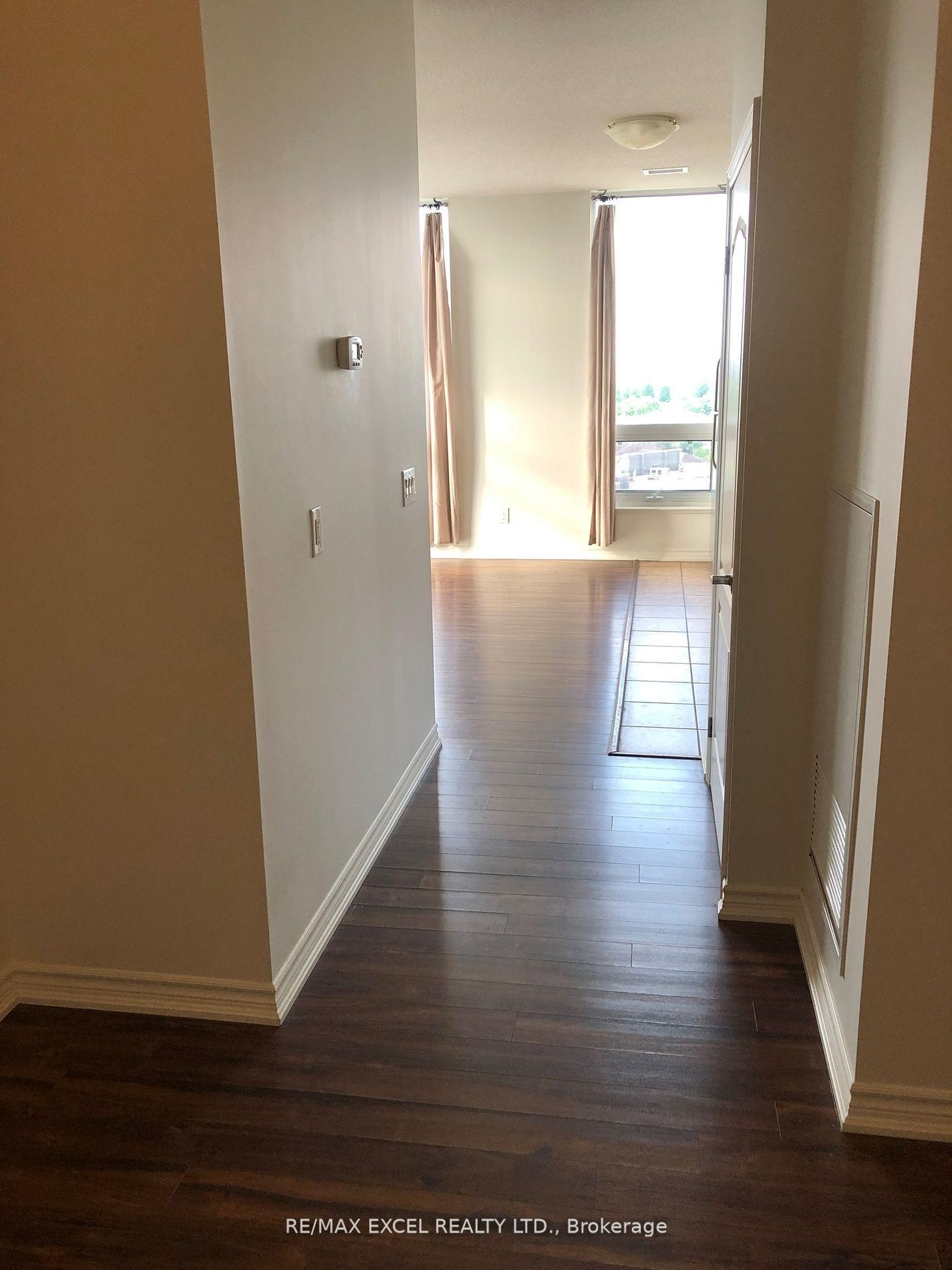 Photo 7 of Unit 1122, 8323 Kennedy Road, Markham, Village Green-South Unionville — HOMEH