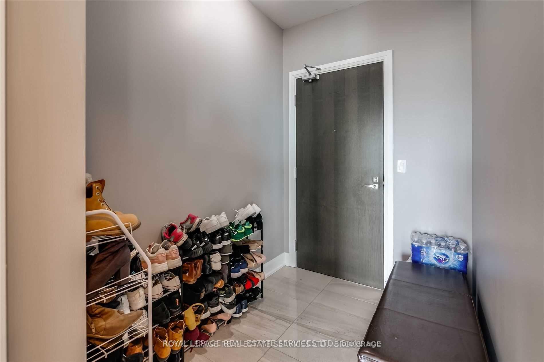 Photo 4 of Unit 2108, 2910 Highway 7, Vaughan, Concord — HOMEH