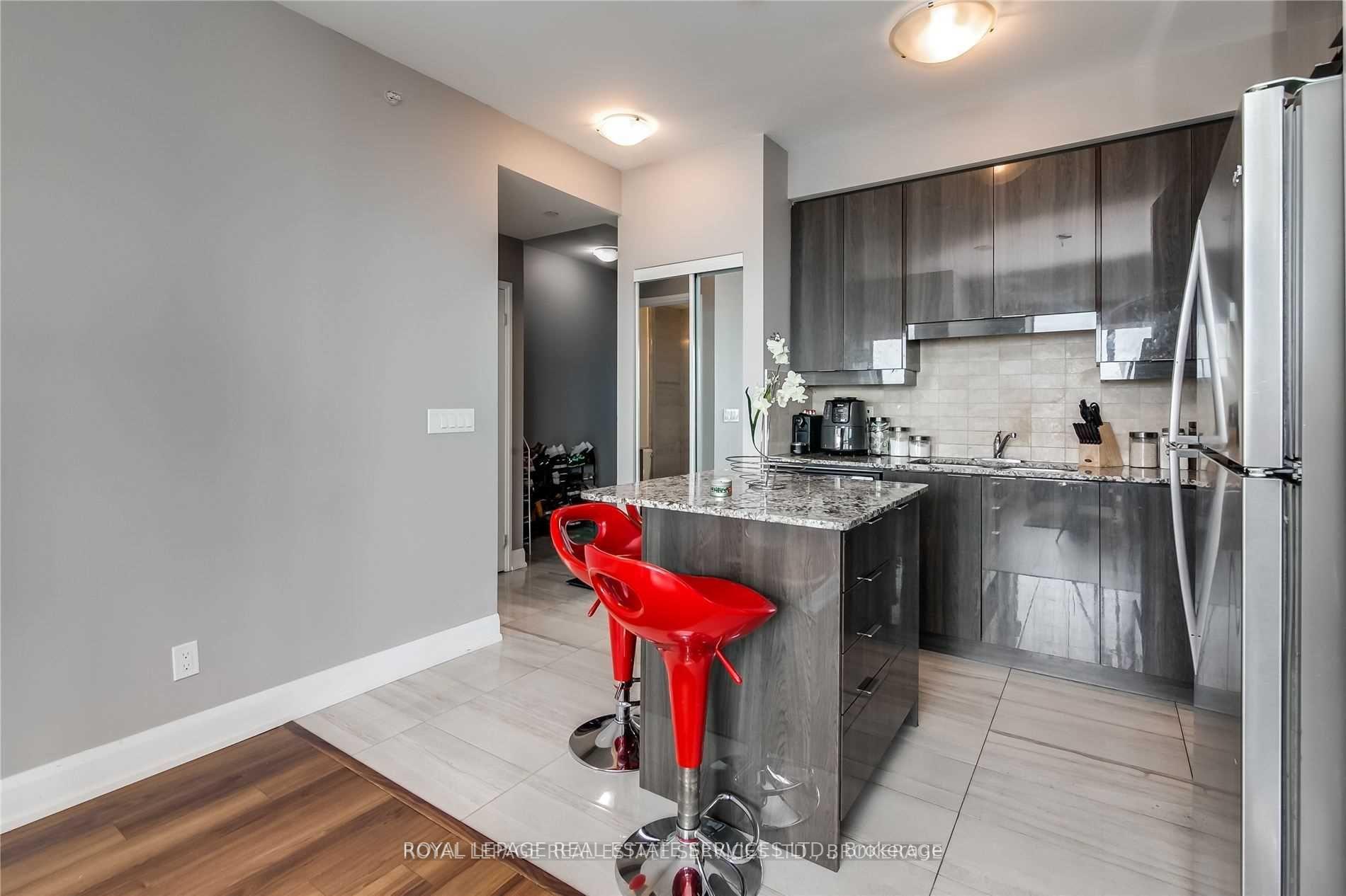 Photo 5 of Unit 2108, 2910 Highway 7, Vaughan, Concord — HOMEH