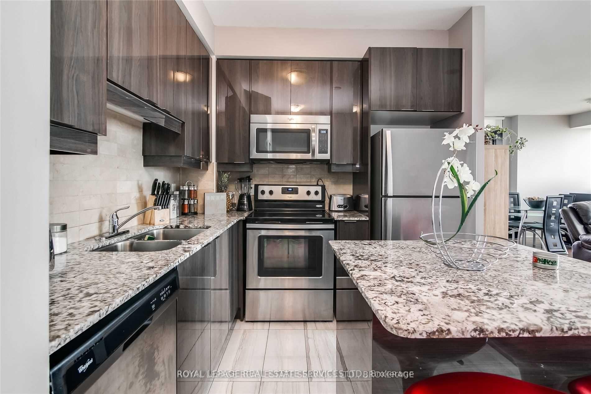 Photo 7 of Unit 2108, 2910 Highway 7, Vaughan, Concord — HOMEH