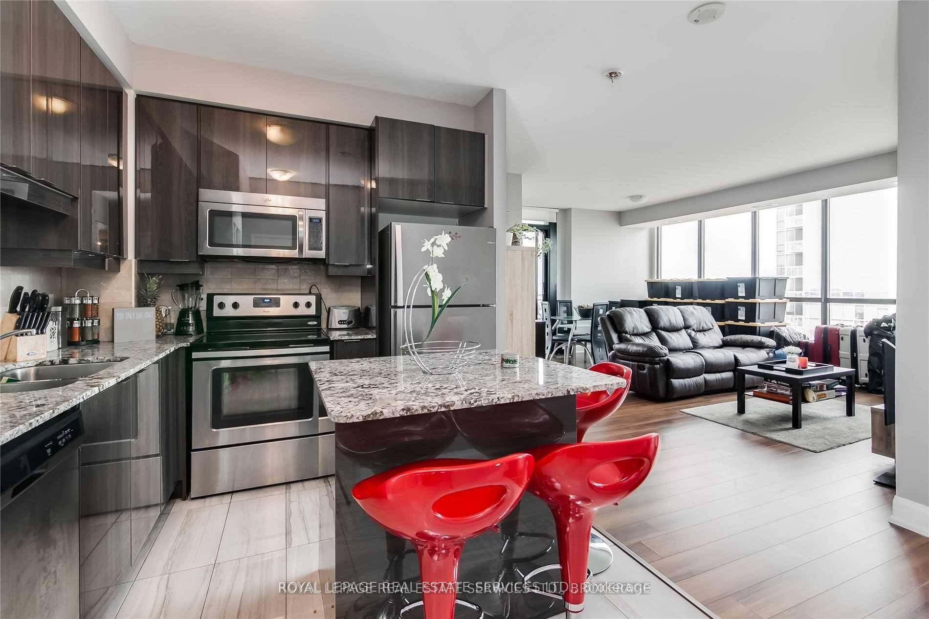 Photo 8 of Unit 2108, 2910 Highway 7, Vaughan, Concord — HOMEH