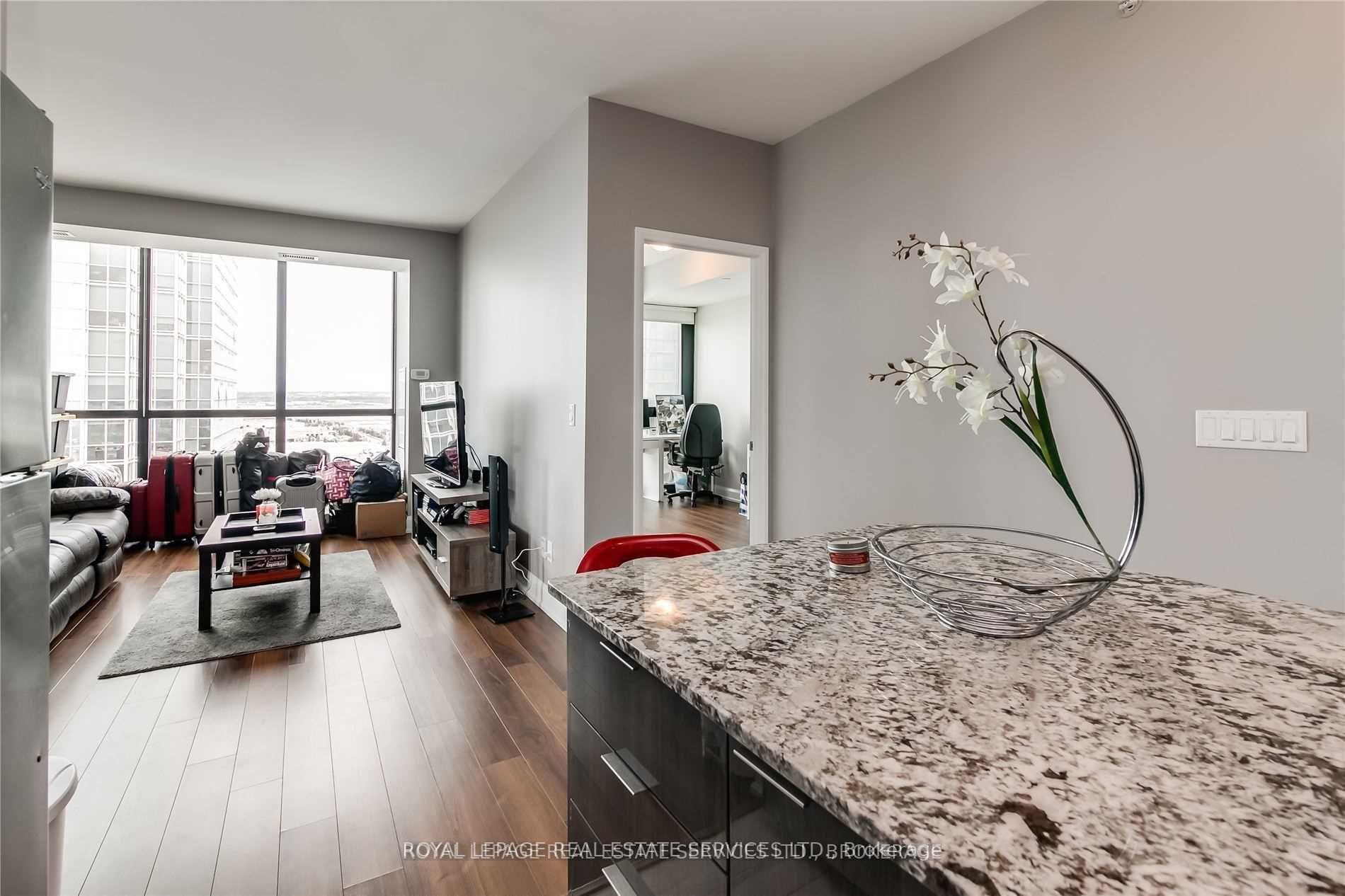 Photo 9 of Unit 2108, 2910 Highway 7, Vaughan, Concord — HOMEH