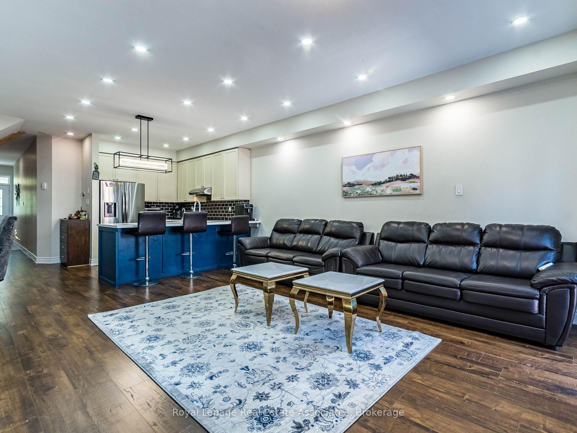 Photo 10 of Unit 119, 110 Highland Road E, Kitchener, Victoria Park — HOMEH