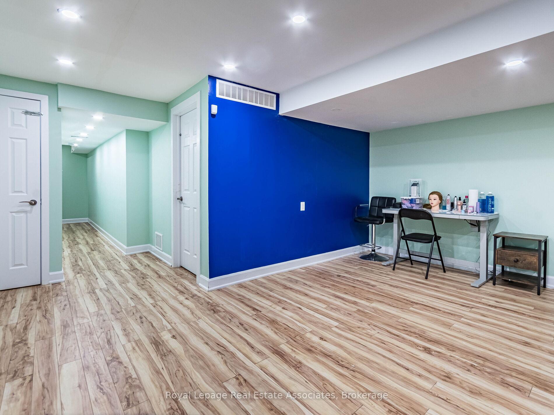 Photo 41 of Unit 119, 110 Highland Road E, Kitchener, Victoria Park — HOMEH