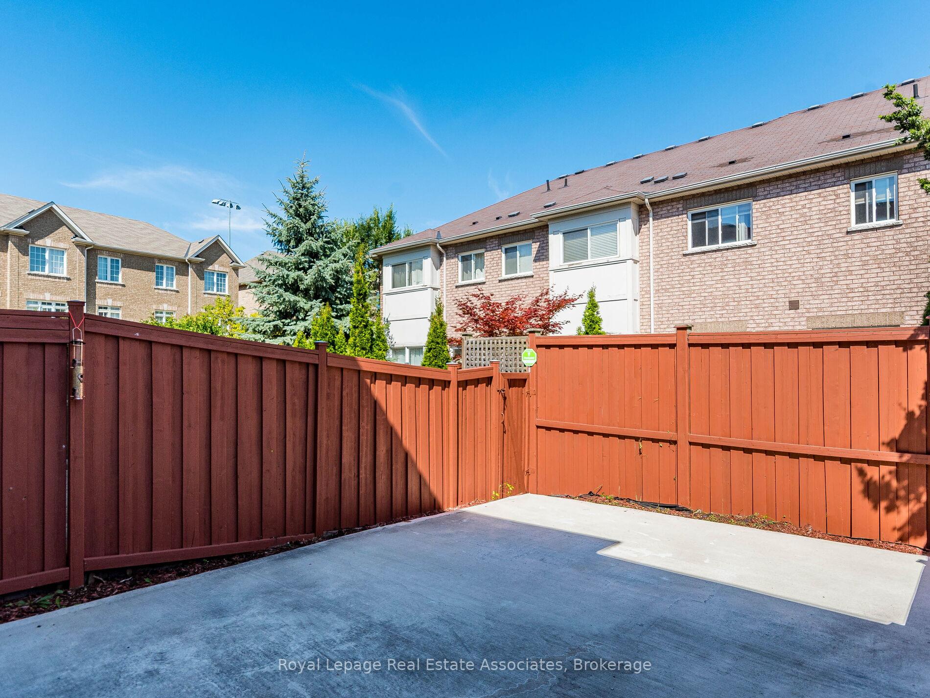 Photo 44 of Unit 119, 110 Highland Road E, Kitchener, Victoria Park — HOMEH