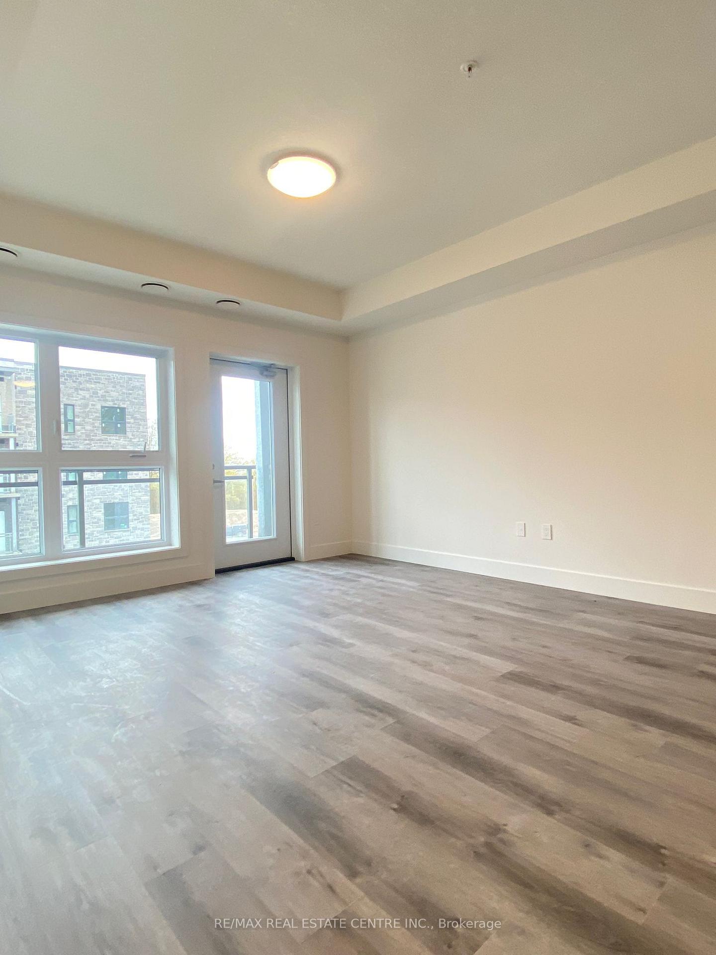Photo 4 of Unit 301, 1201 Lackner Place, Kitchener — HOMEH