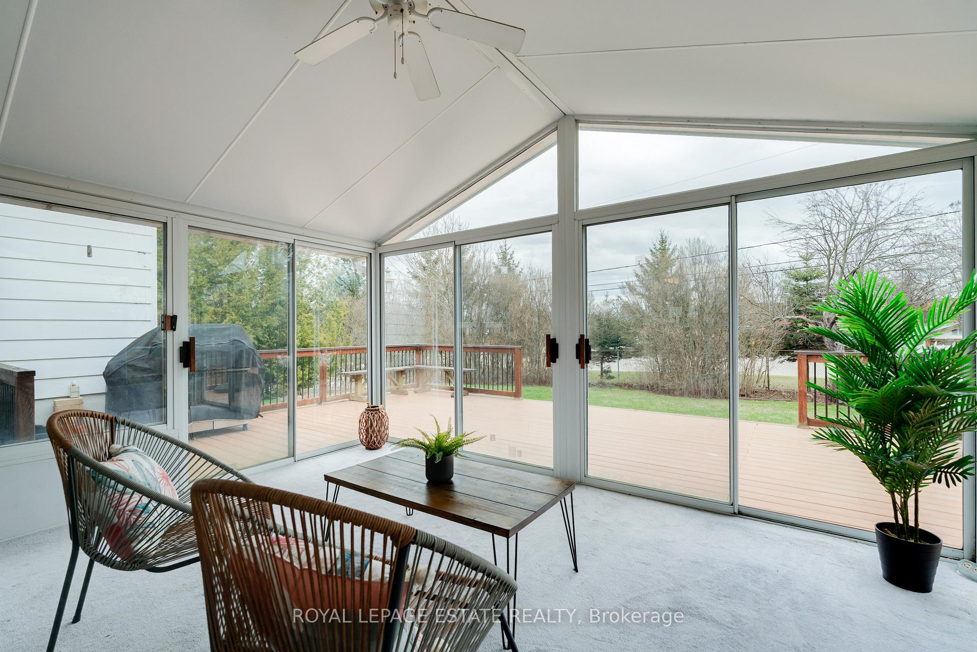 Photo 14 of 33 Burrells Road, Ajax, South East — HOMEH
