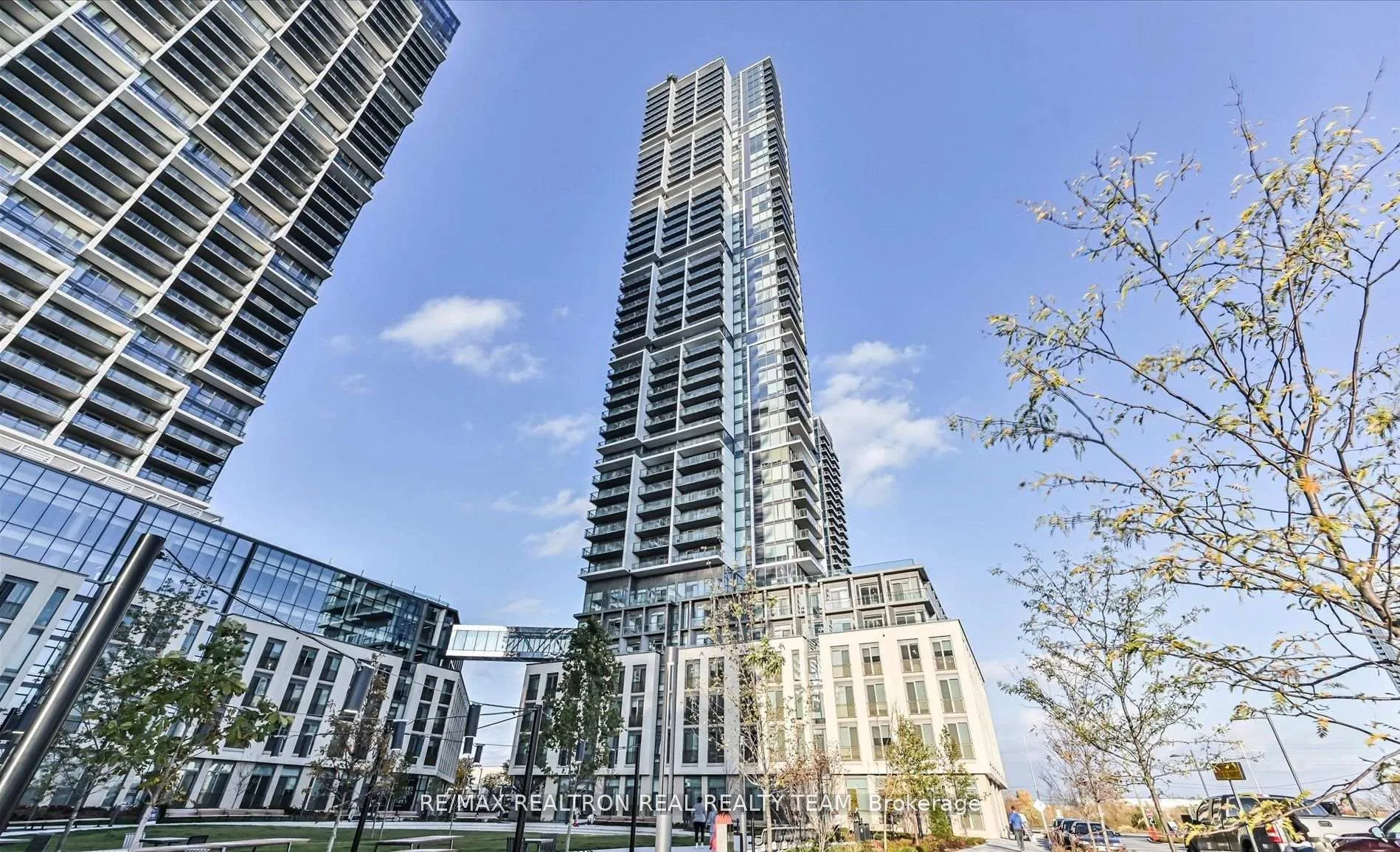 Photo 2 of Unit 5210, 7890 Jane Street, Vaughan, Vaughan Corporate Centre — HOMEH