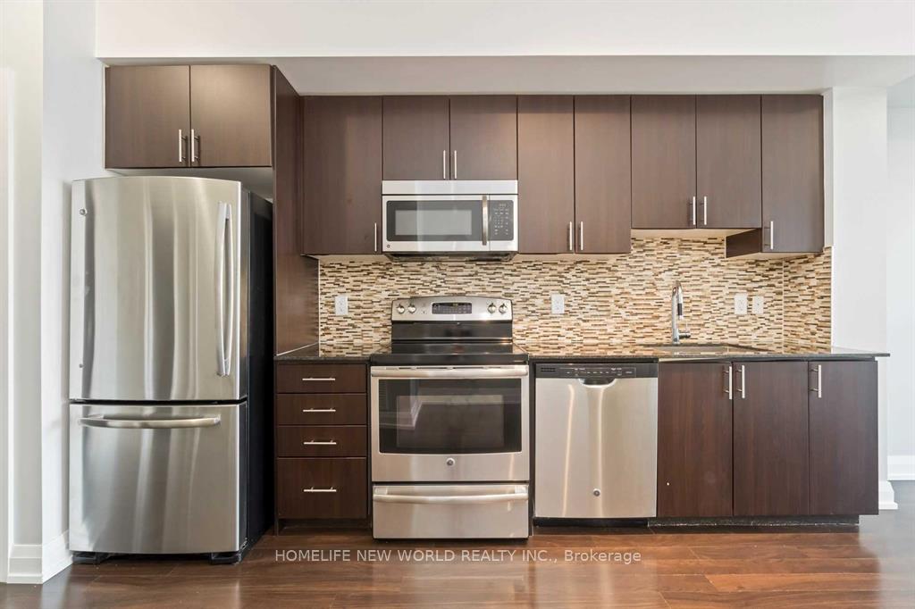 Photo 7 of Unit 2229, 7161 Yonge Street, Markham, Thornhill — HOMEH