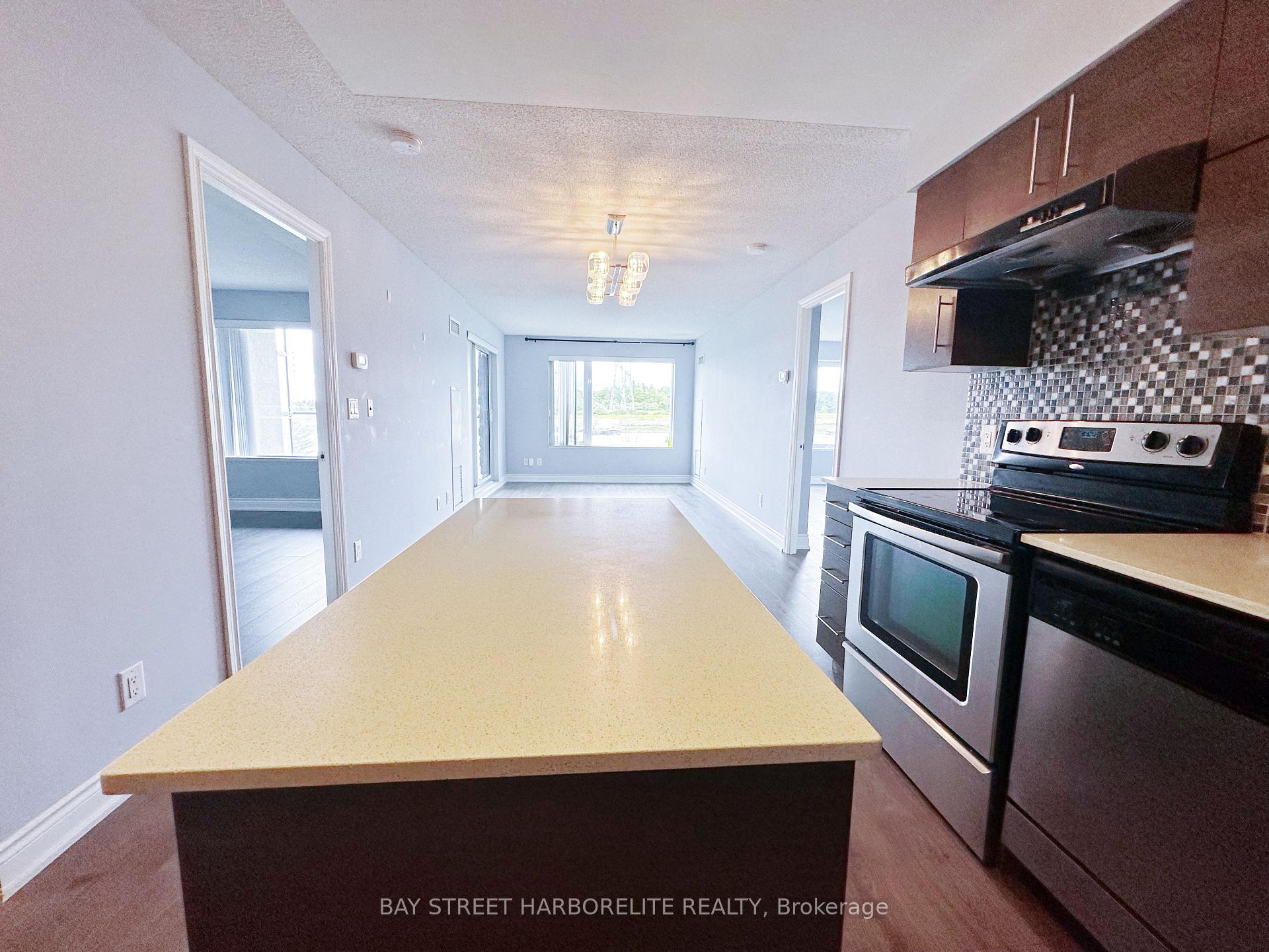 Photo 8 of Unit 212, 273 South Park Road, Markham, Commerce Valley — HOMEH
