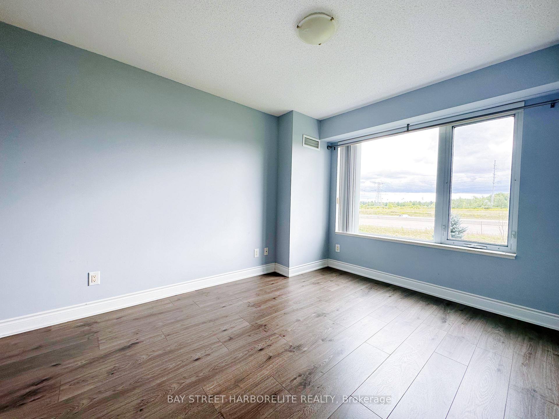 Photo 12 of Unit 212, 273 South Park Road, Markham, Commerce Valley — HOMEH
