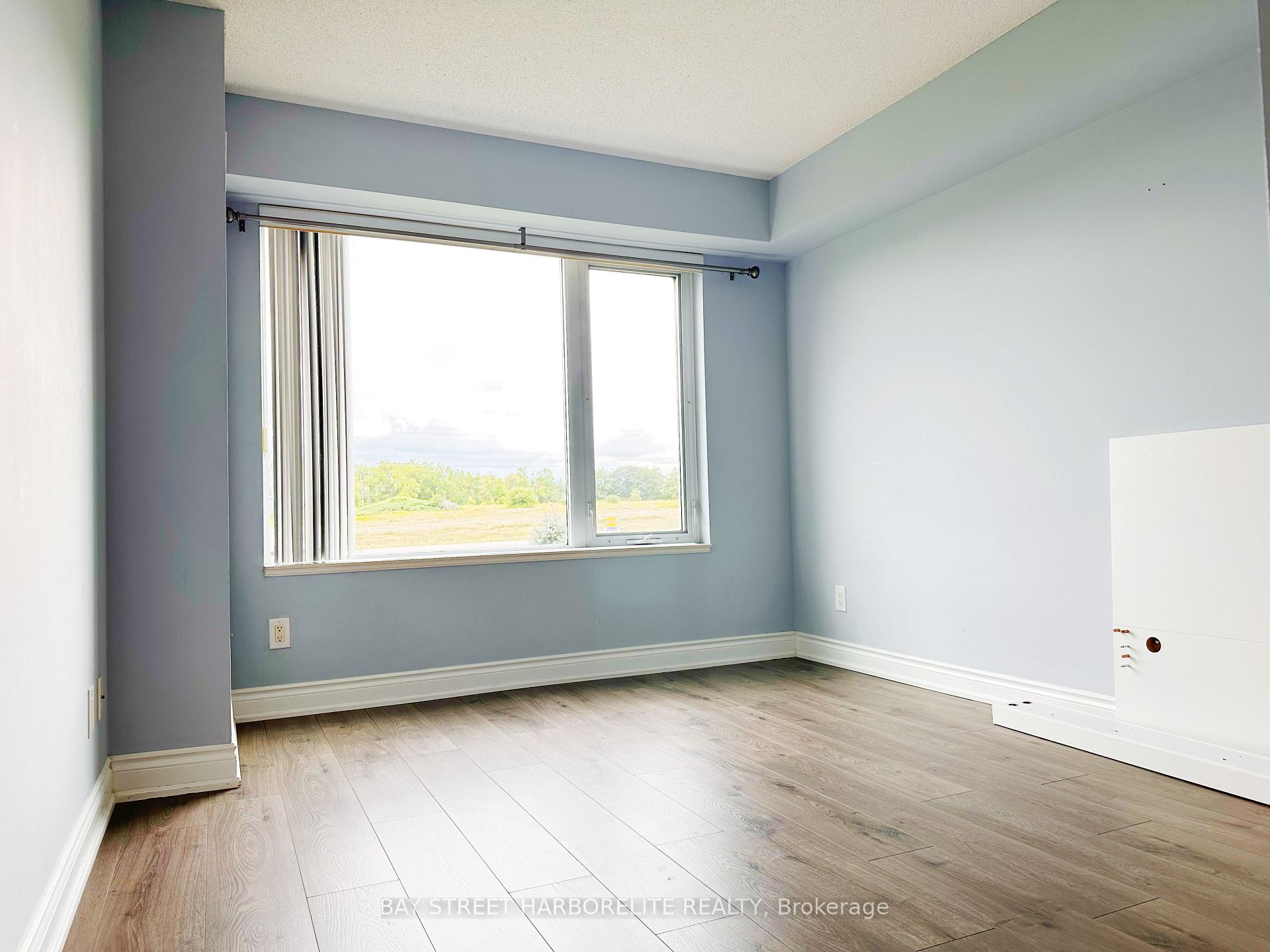 Photo 13 of Unit 212, 273 South Park Road, Markham, Commerce Valley — HOMEH