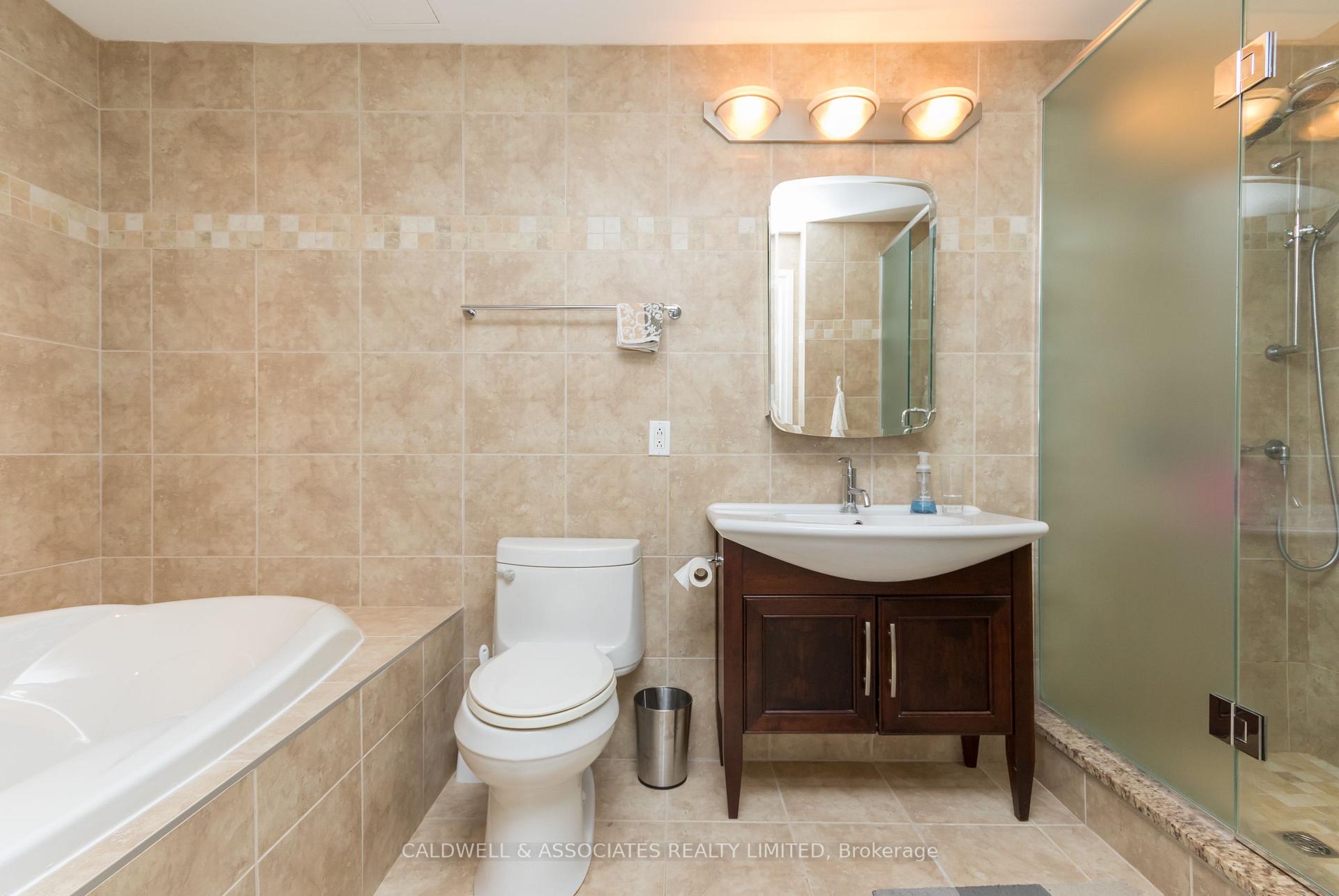 Photo 20 of Unit 1002, 90 George Street, Ottawa, Lower Town/Byward Market — HOMEH