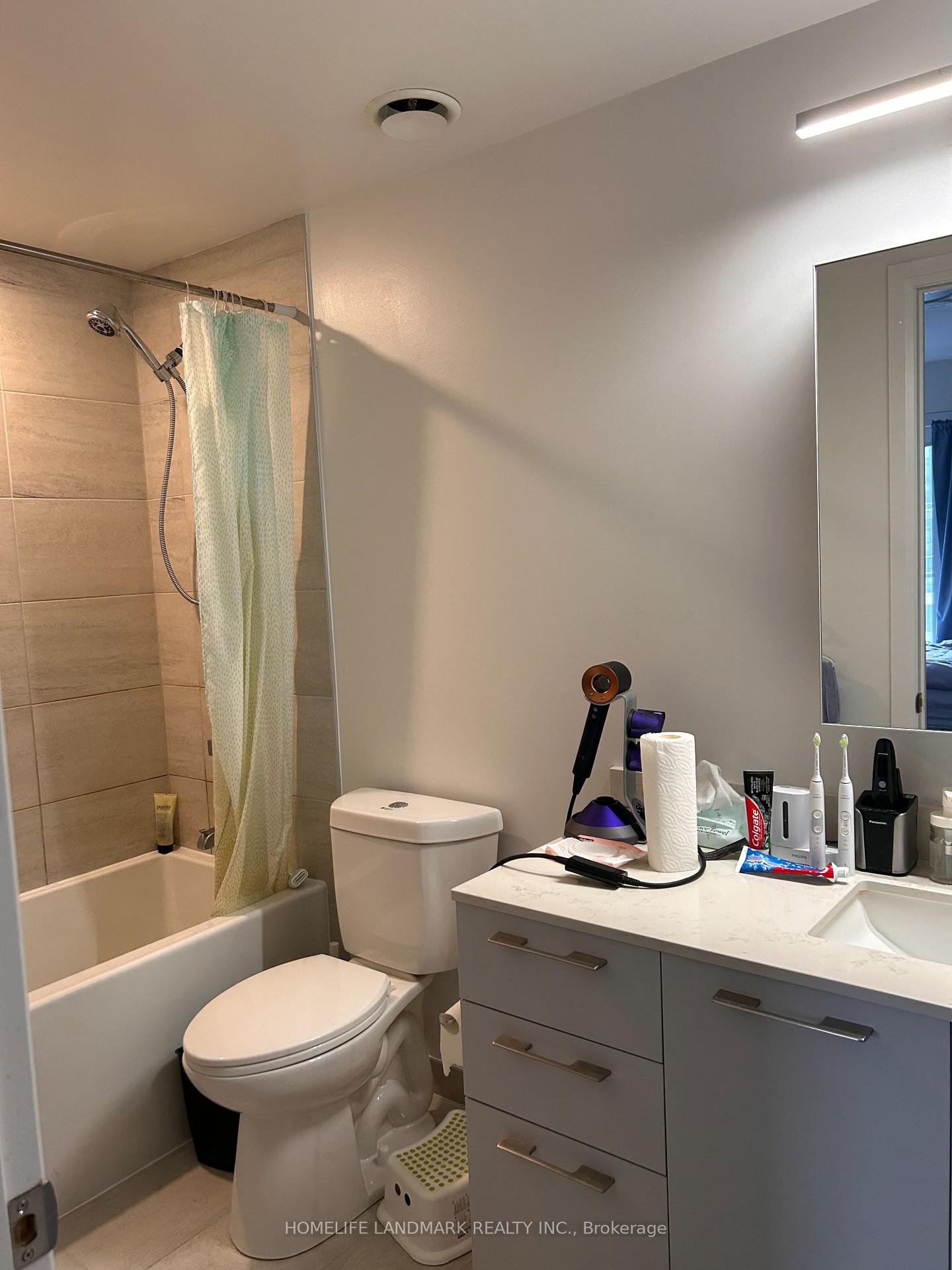 Photo 8 of Unit 3109, 18 Water Walk Drive, Markham, Unionville — HOMEH