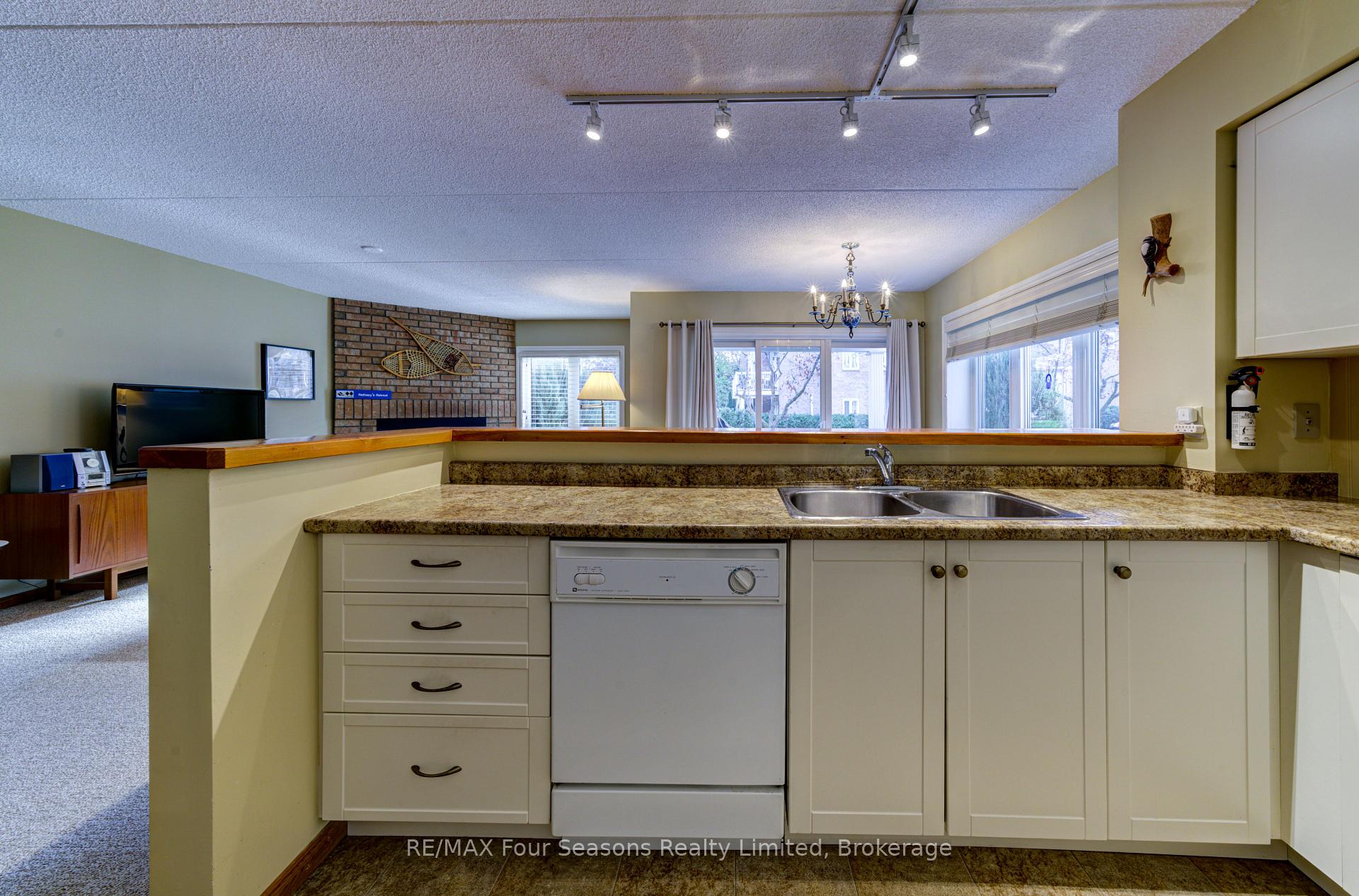 Photo 14 of Unit 56, 22 Rambling Way, Collingwood — HOMEH